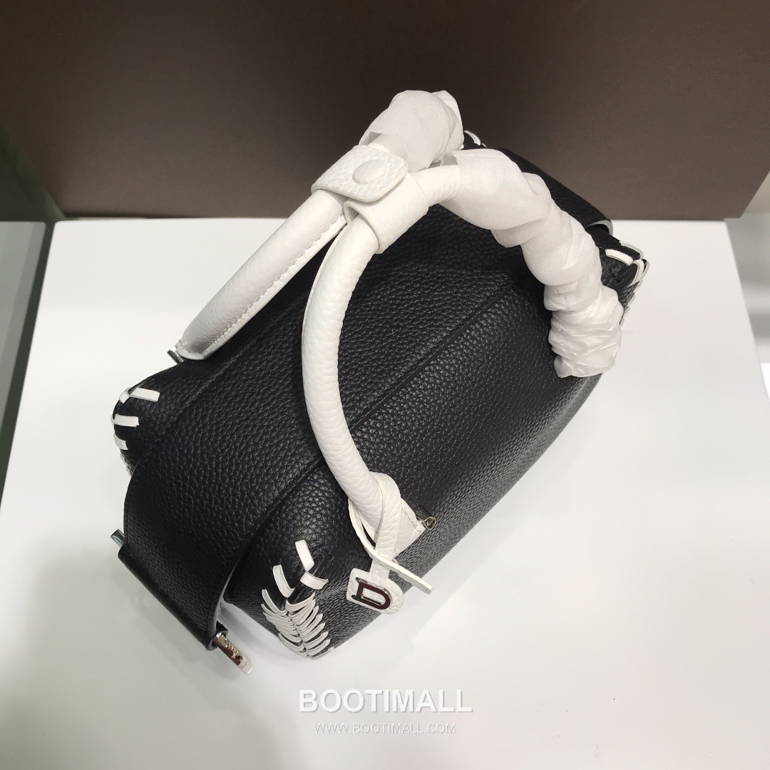 델보 쿨 박스 스몰 카프스킨 블랙 스트랩 D링 지퍼 토트 핸드백 Delvaux Cool Box Small Calfskin Black Strap D Ring Zip Tote Handbag 99130066 22cm 6