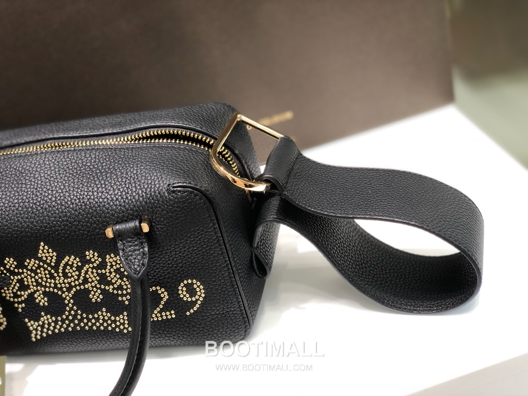 델보 쿨 박스 스몰 카프스킨 블랙 스트랩 D링 지퍼 토트 핸드백 Delvaux Cool Box Small Calfskin Black Strap D Ring Zip Tote Handbag 99130066 22cm 5