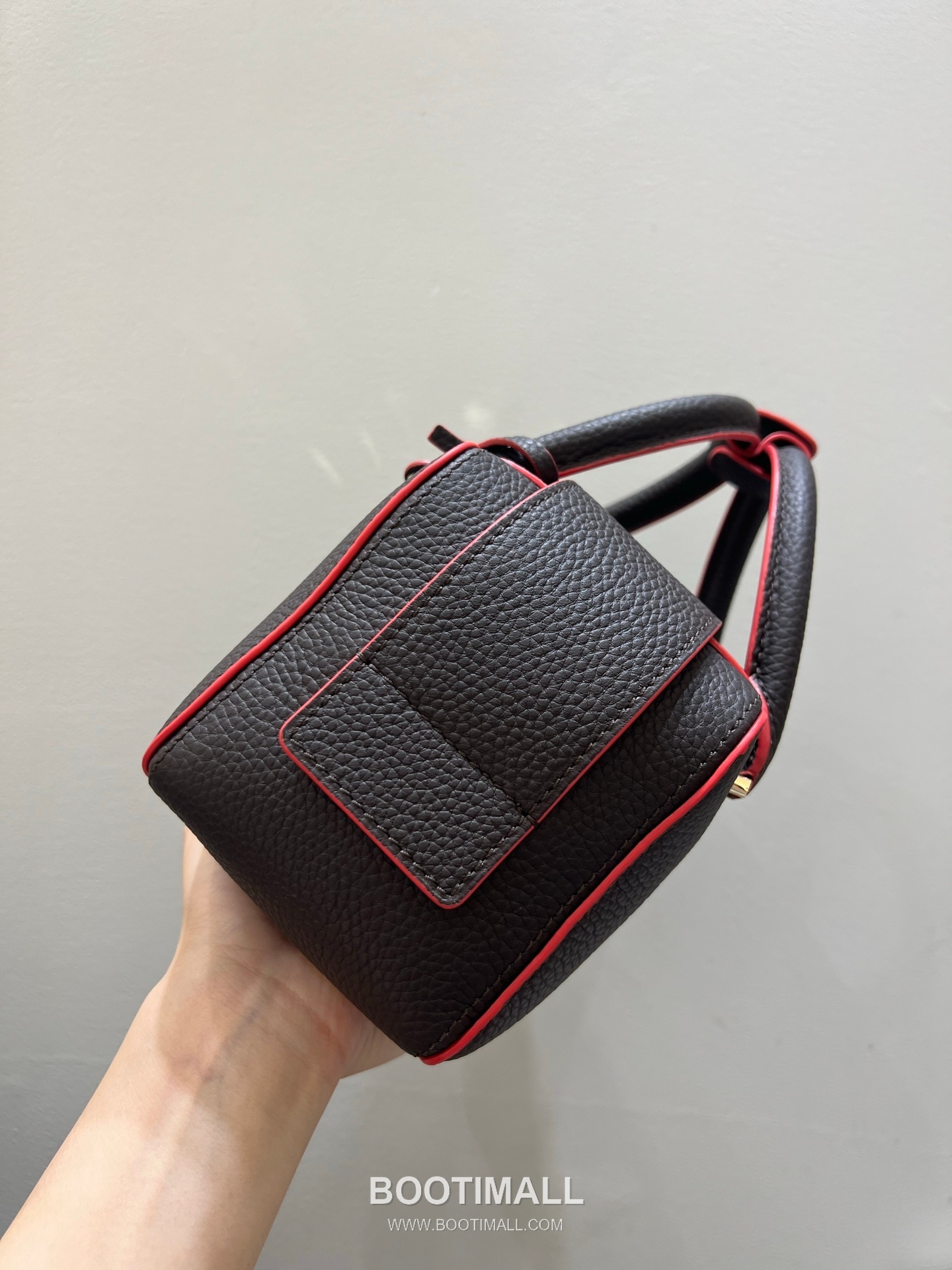 델보 쿨 박스 미니 카프스킨 옐로우 스트랩 D링 지퍼 토트 핸드백 Delvaux Cool Box Mini Calfskin Yellow Strap D Ring Zip Tote Handbag 99120066 22cm 4