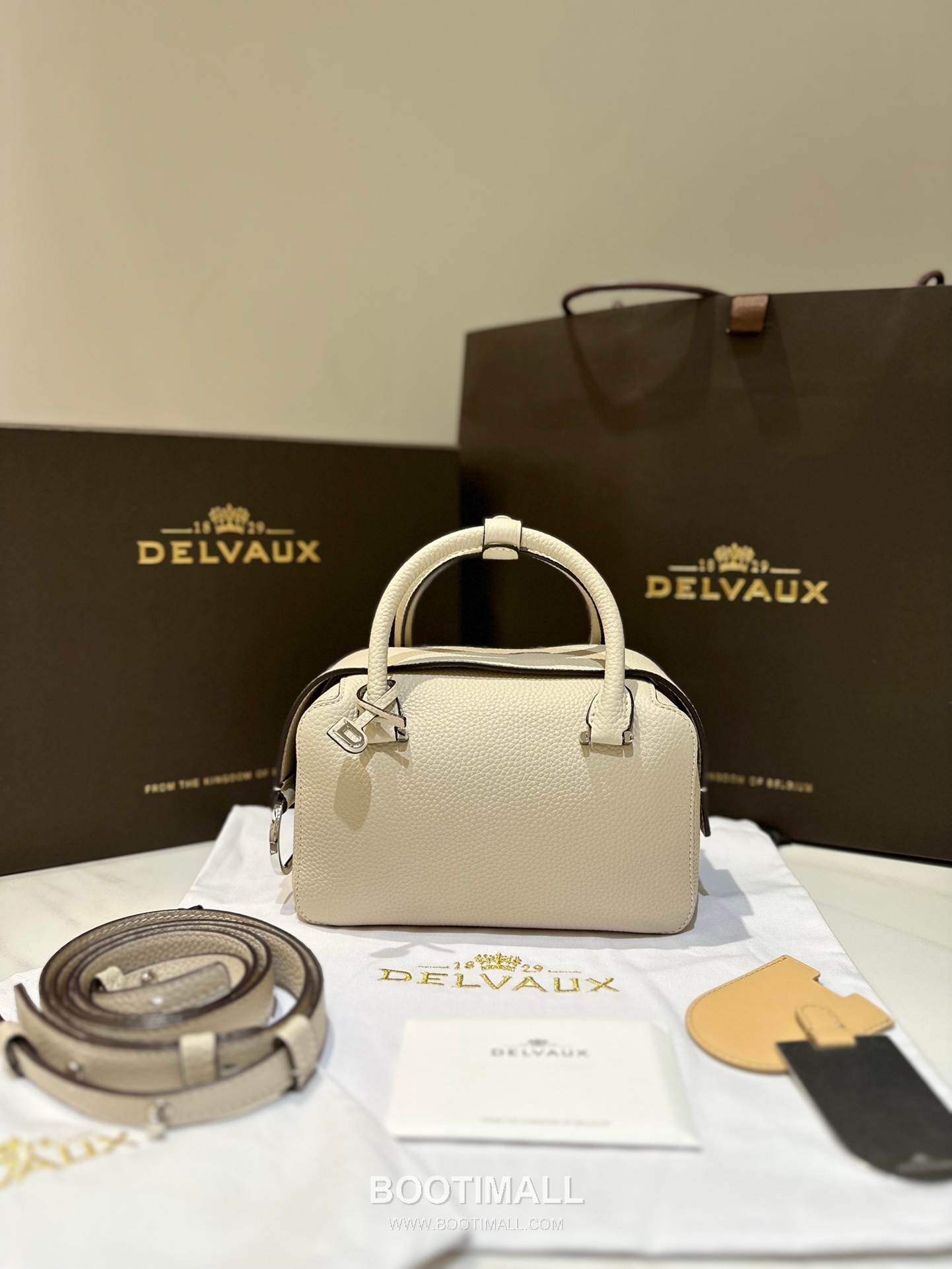 델보 쿨 박스 미니 카프스킨 옐로우 스트랩 D링 지퍼 토트 핸드백 Delvaux Cool Box Mini Calfskin Yellow Strap D Ring Zip Tote Handbag 99120066 22cm 1