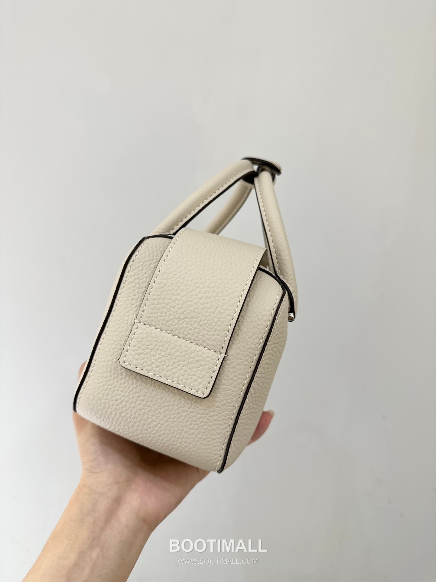 델보 쿨 박스 미니 카프스킨 옐로우 스트랩 D링 지퍼 토트 핸드백 Delvaux Cool Box Mini Calfskin Yellow Strap D Ring Zip Tote Handbag 99120066 22cm 4