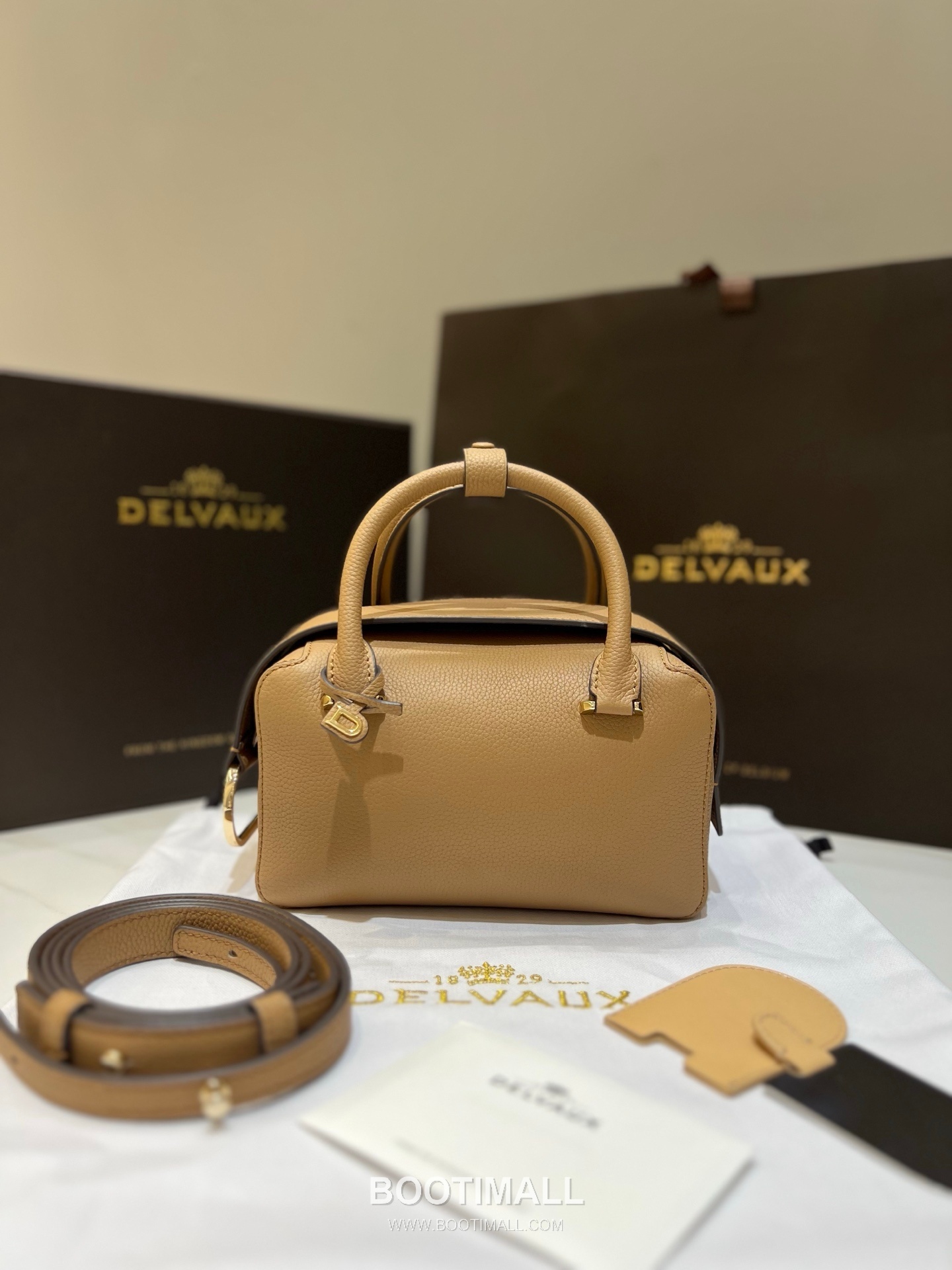 델보 쿨 박스 미니 카프스킨 옐로우 스트랩 D링 지퍼 토트 핸드백 Delvaux Cool Box Mini Calfskin Yellow Strap D Ring Zip Tote Handbag 99120066 22cm 1