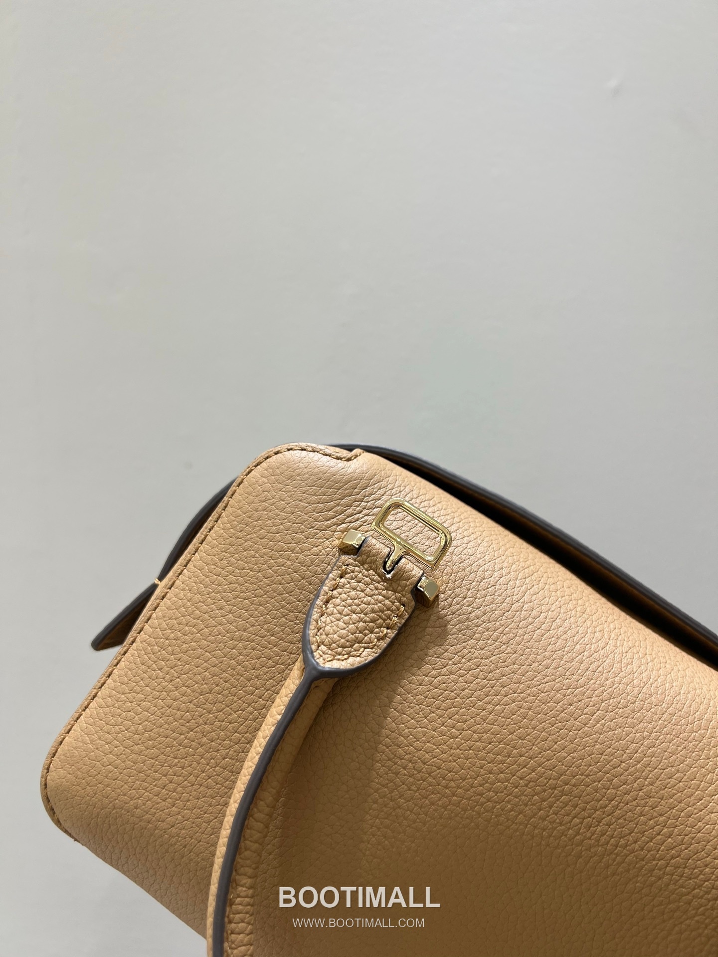 델보 쿨 박스 미니 카프스킨 옐로우 스트랩 D링 지퍼 토트 핸드백 Delvaux Cool Box Mini Calfskin Yellow Strap D Ring Zip Tote Handbag 99120066 22cm 5