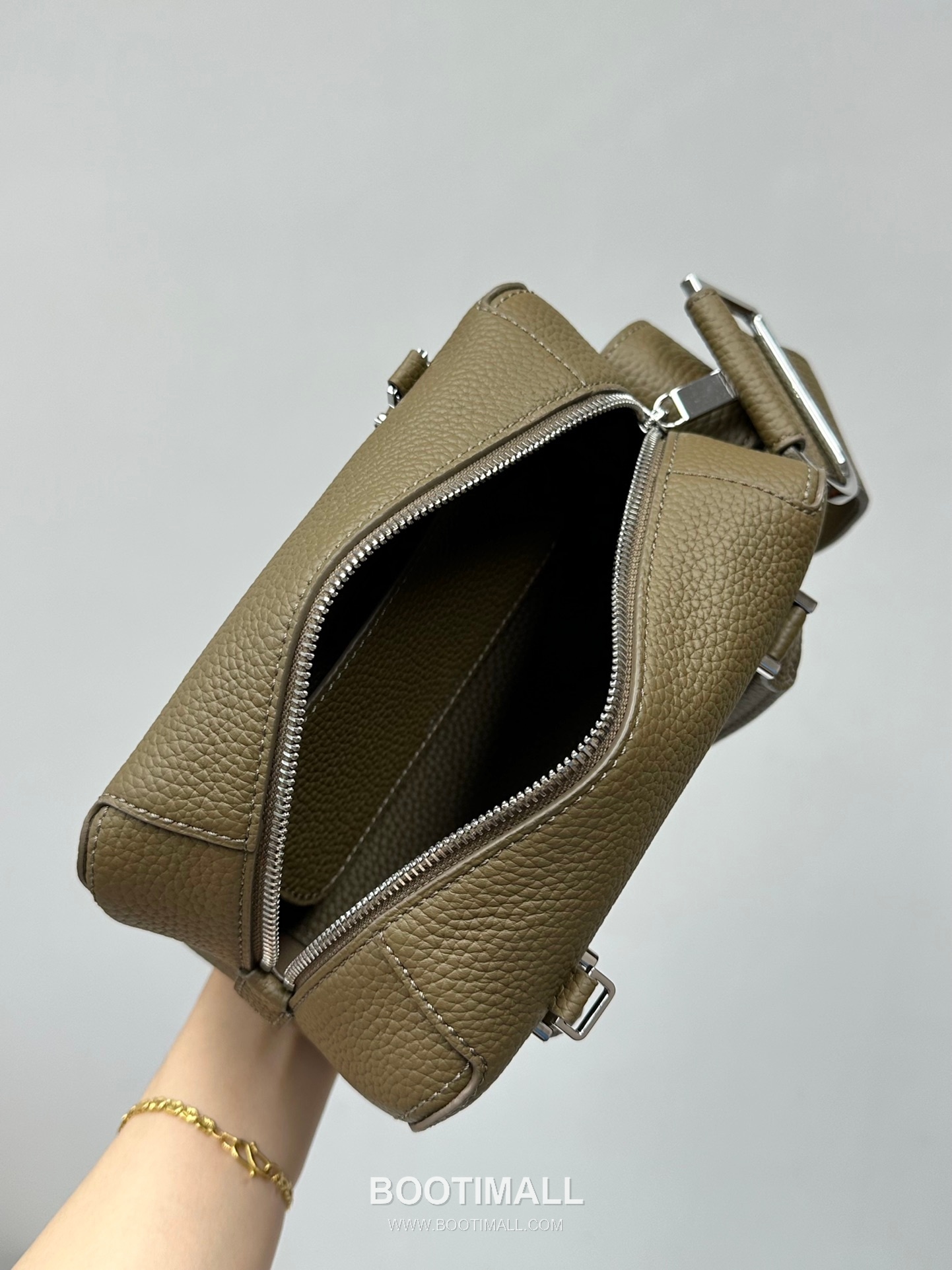 델보 쿨 박스 미니 카프스킨 옐로우 스트랩 D링 지퍼 토트 핸드백 Delvaux Cool Box Mini Calfskin Yellow Strap D Ring Zip Tote Handbag 99120066 22cm 7