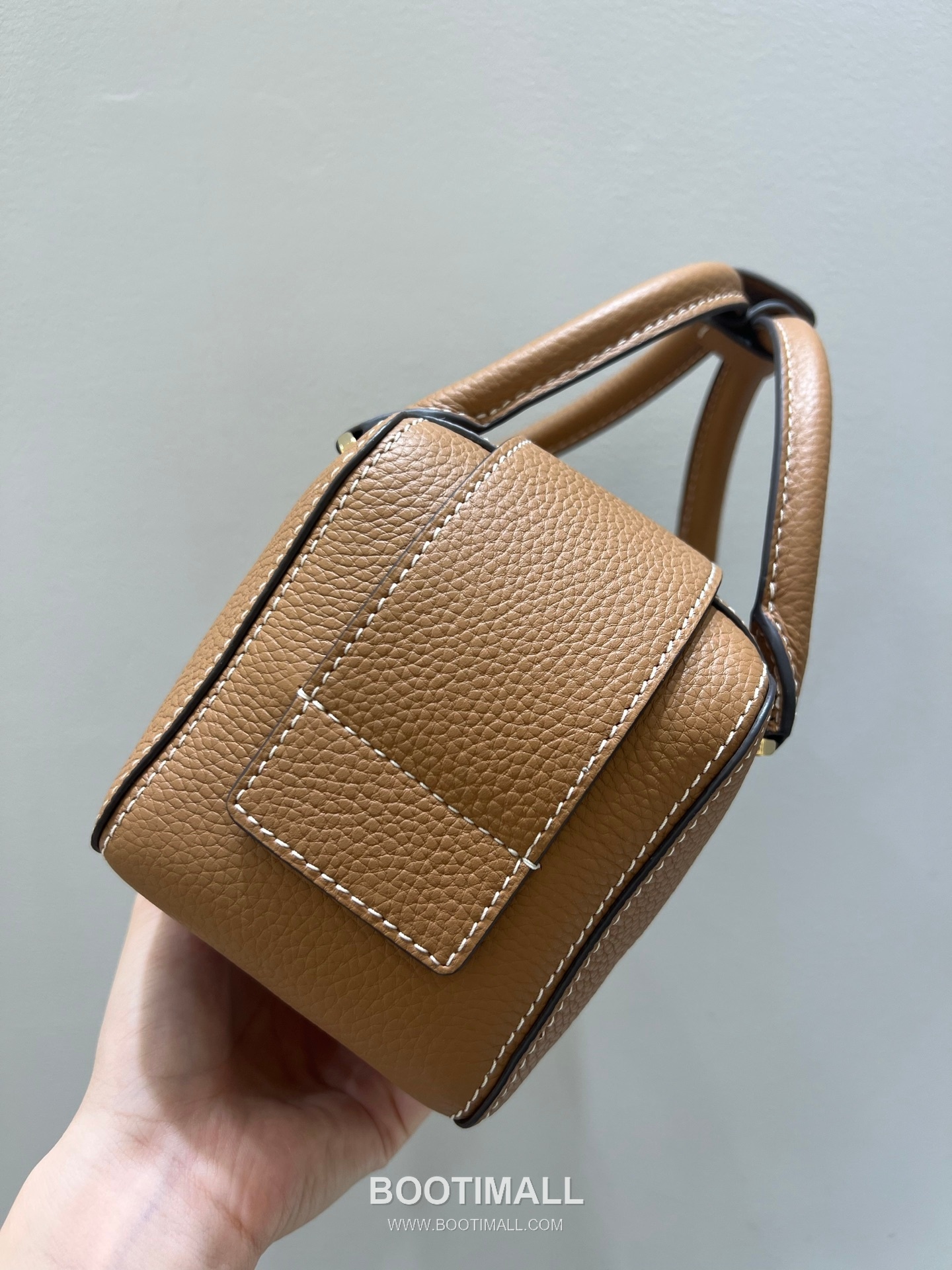 델보 쿨 박스 미니 카프스킨 옐로우 스트랩 D링 지퍼 토트 핸드백 Delvaux Cool Box Mini Calfskin Yellow Strap D Ring Zip Tote Handbag 99120066 22cm 4