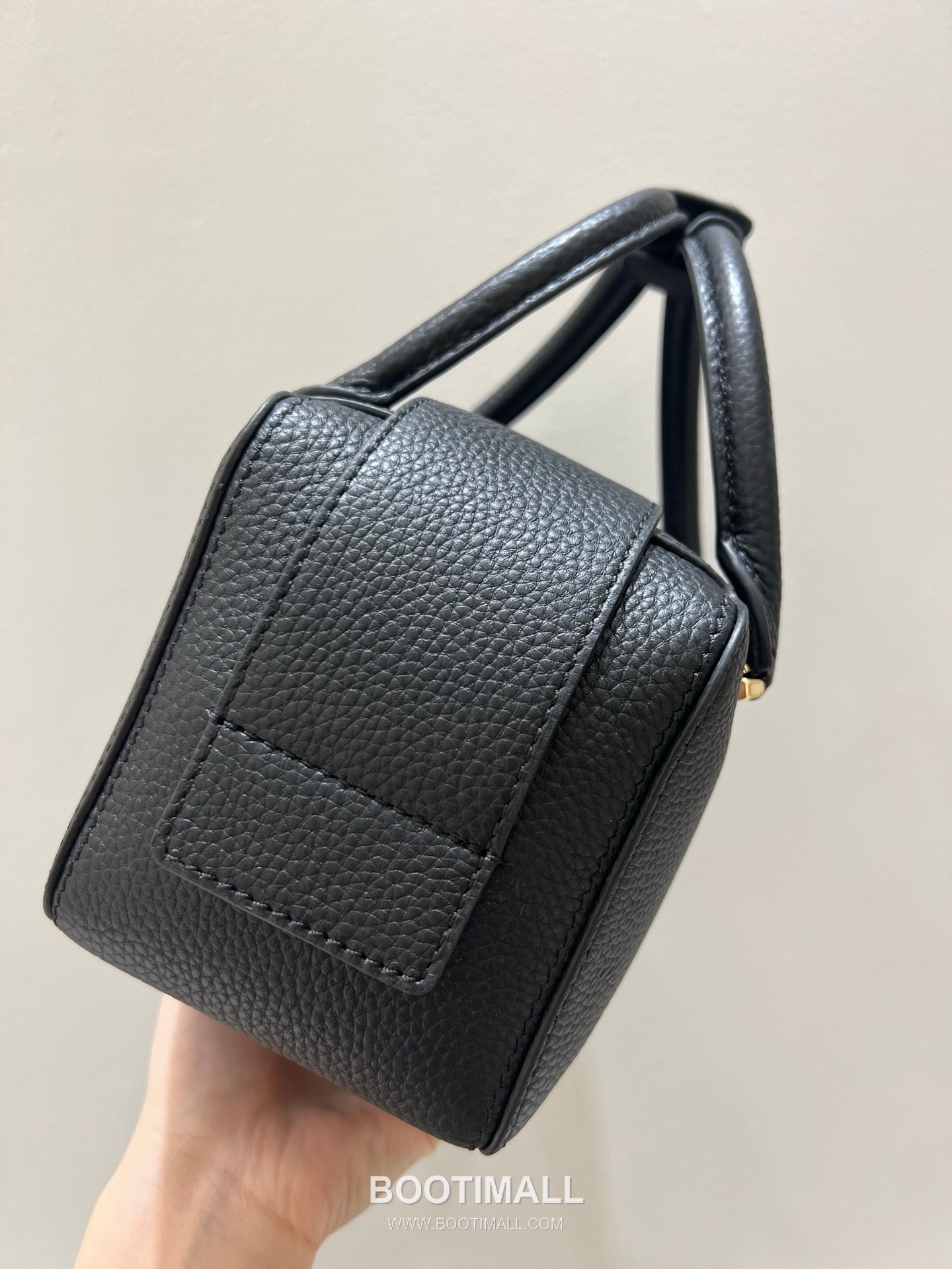 델보 쿨 박스 미니 카프스킨 옐로우 스트랩 D링 지퍼 토트 핸드백 Delvaux Cool Box Mini Calfskin Yellow Strap D Ring Zip Tote Handbag 99120066 22cm 4