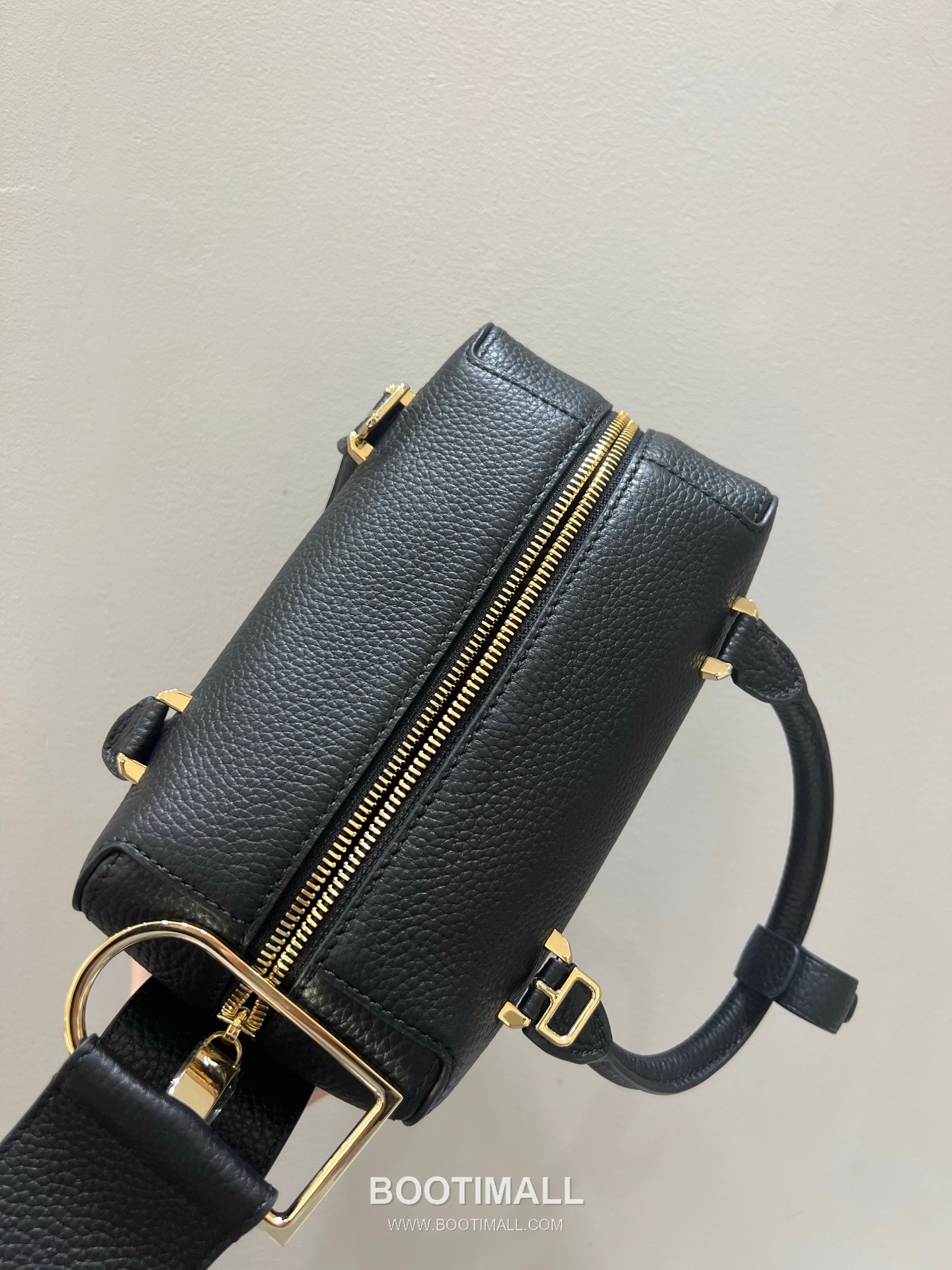 델보 쿨 박스 미니 카프스킨 옐로우 스트랩 D링 지퍼 토트 핸드백 Delvaux Cool Box Mini Calfskin Yellow Strap D Ring Zip Tote Handbag 99120066 22cm 6