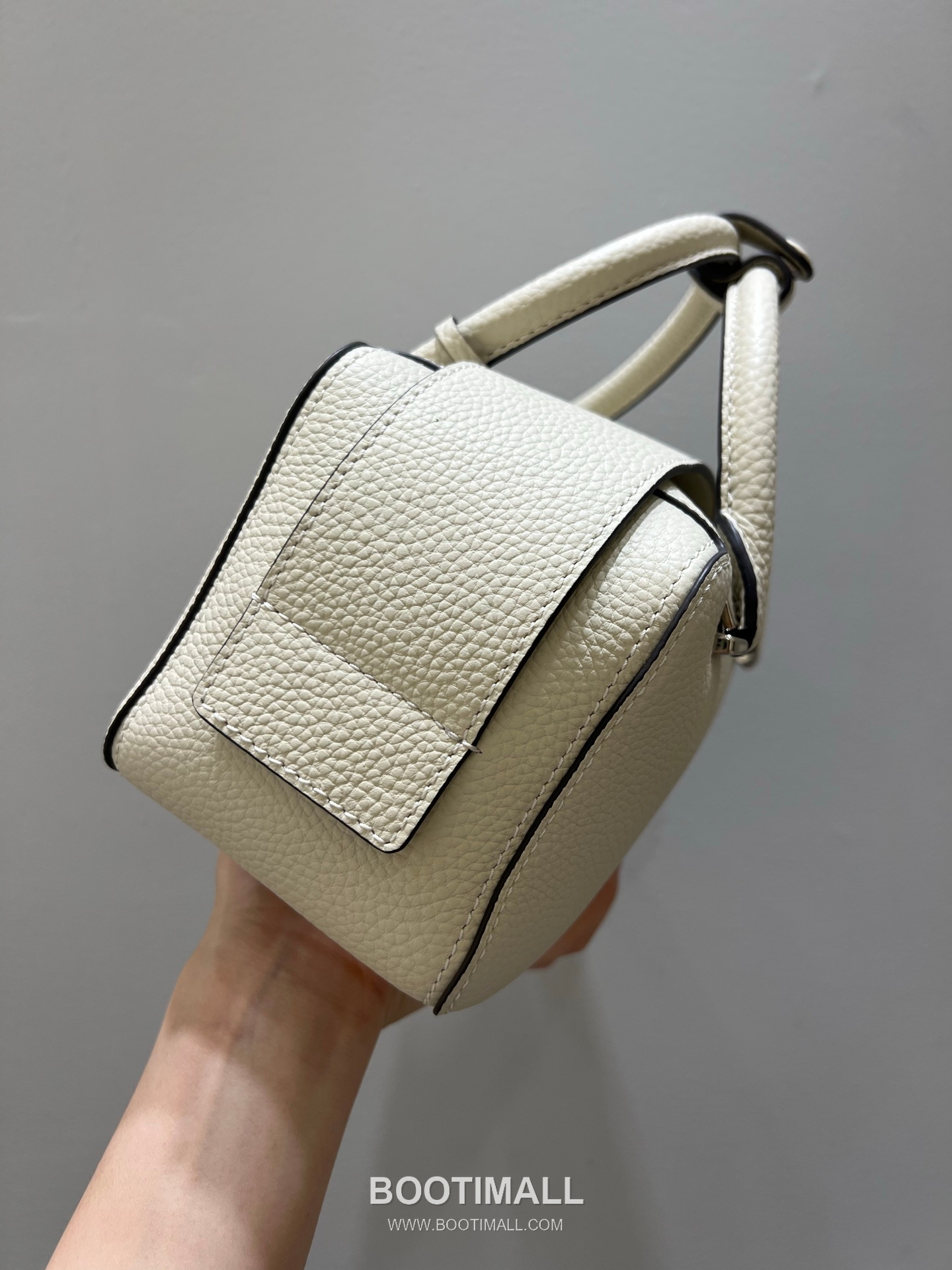 델보 쿨 박스 미니 카프스킨 옐로우 스트랩 D링 지퍼 토트 핸드백 Delvaux Cool Box Mini Calfskin Yellow Strap D Ring Zip Tote Handbag 99120066 22cm 4