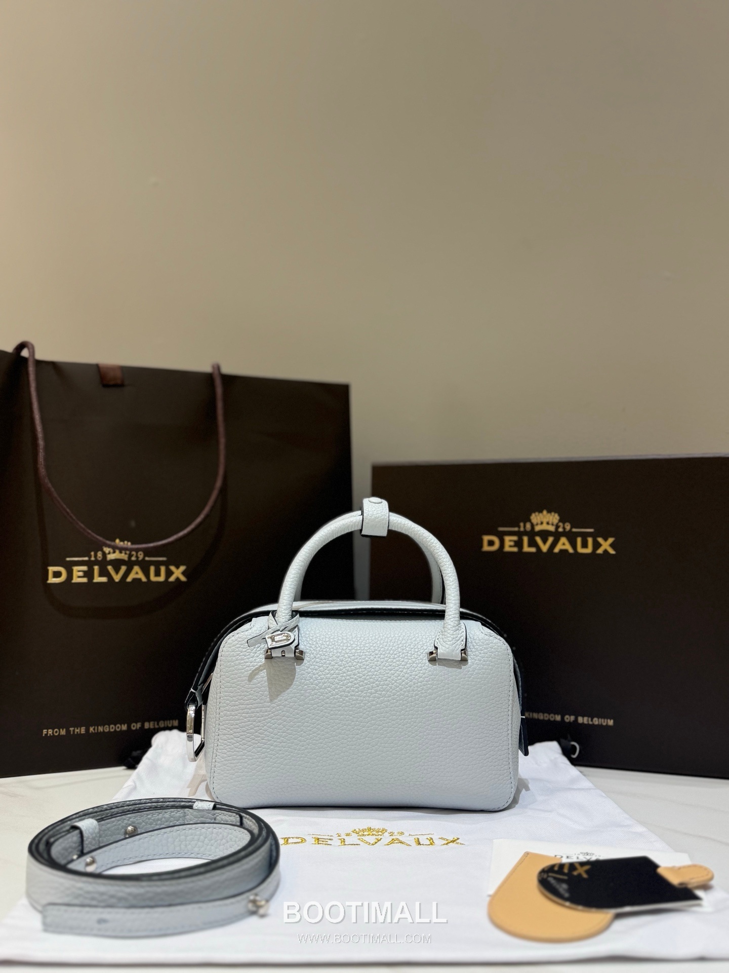 델보 쿨 박스 미니 카프스킨 옐로우 스트랩 D링 지퍼 토트 핸드백 Delvaux Cool Box Mini Calfskin Yellow Strap D Ring Zip Tote Handbag 99120066 22cm 1