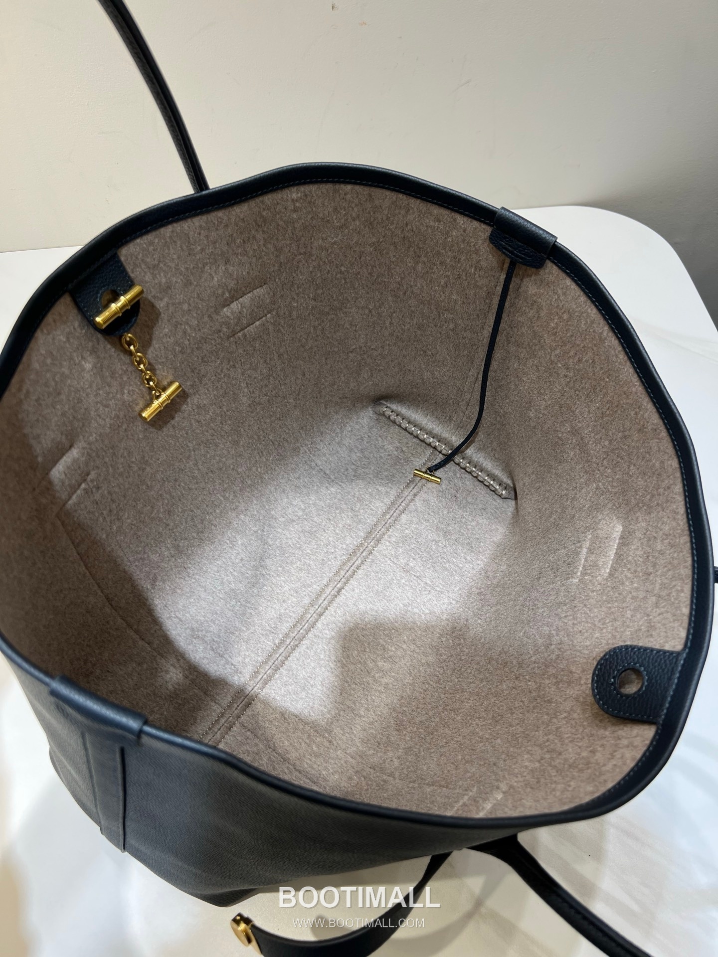 로로피아나 기에라 쇼퍼 라지 그레인 레더 그레이 벨트링 토트 핸드백 Loro Piana Ghiera Shopper Large Grain Leather Gray Belt Ring Tote Handbag 40cm 8