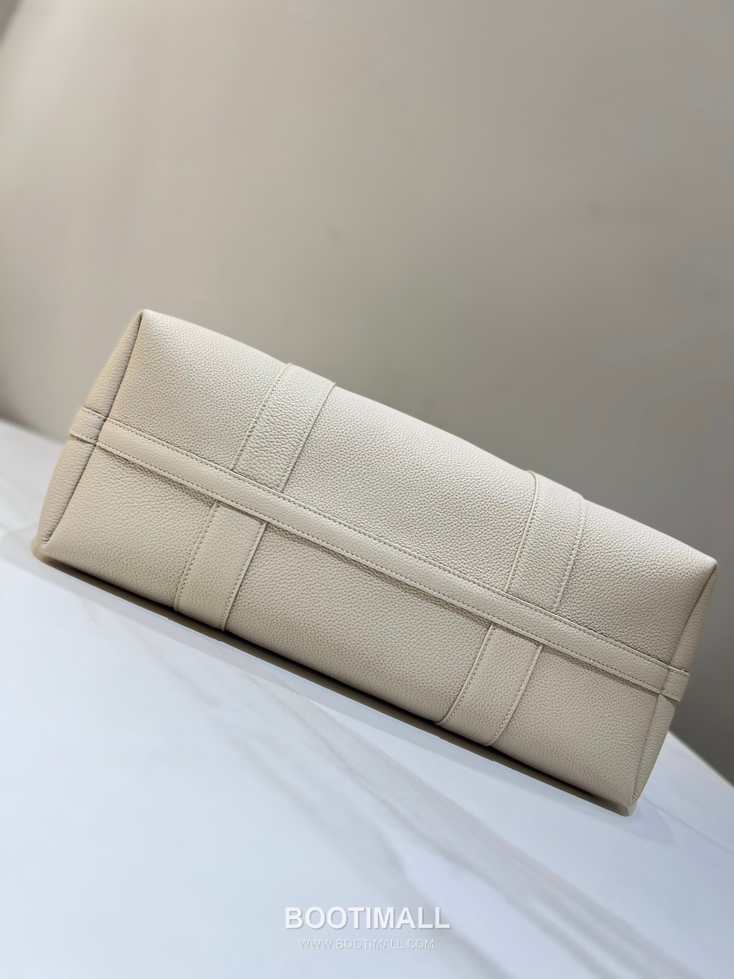 로로피아나 기에라 쇼퍼 라지 그레인 레더 그레이 벨트링 토트 핸드백 Loro Piana Ghiera Shopper Large Grain Leather Gray Belt Ring Tote Handbag 40cm 7