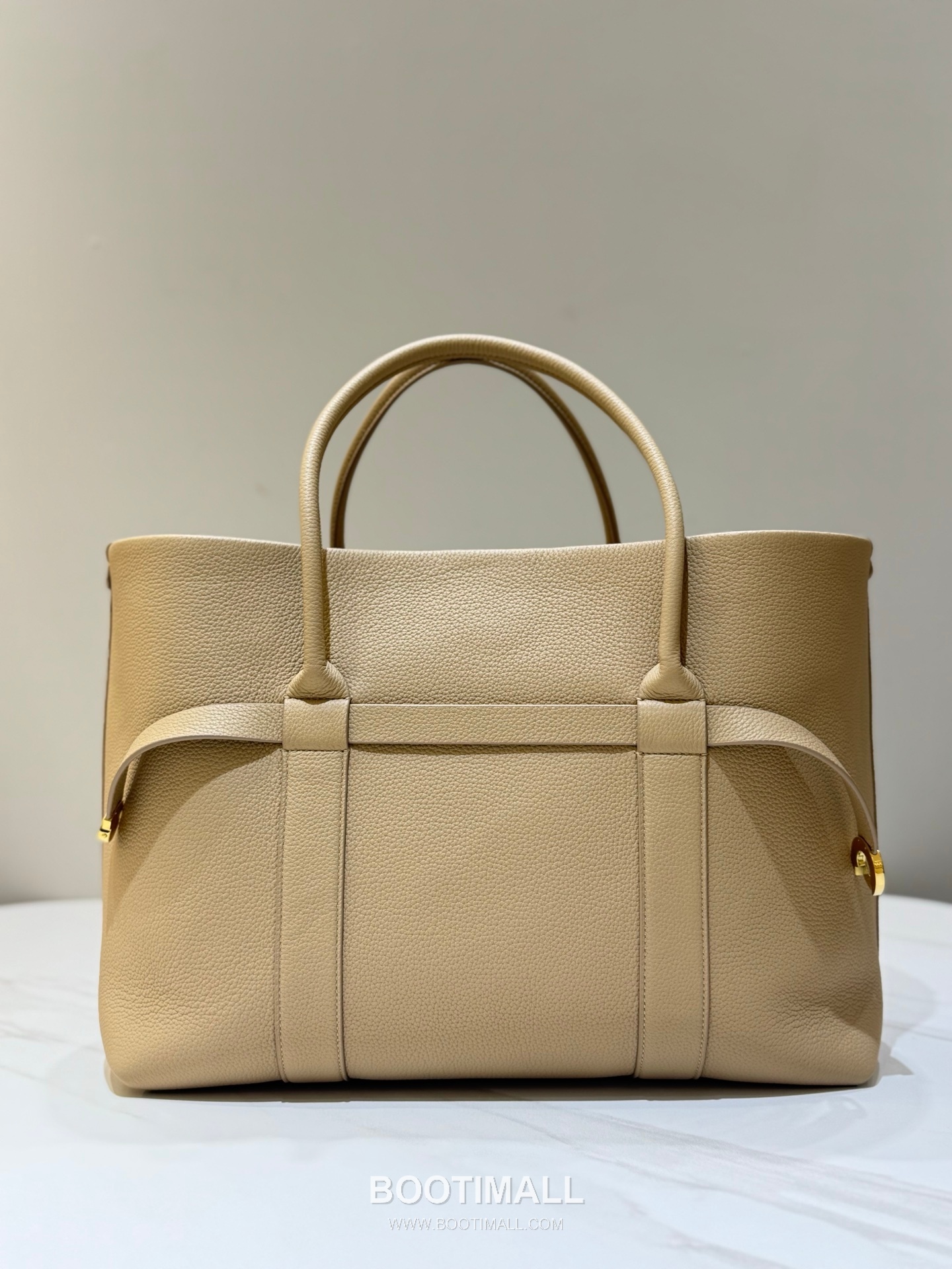 로로피아나 기에라 쇼퍼 라지 그레인 레더 그레이 벨트링 토트 핸드백 Loro Piana Ghiera Shopper Large Grain Leather Gray Belt Ring Tote Handbag 40cm 2