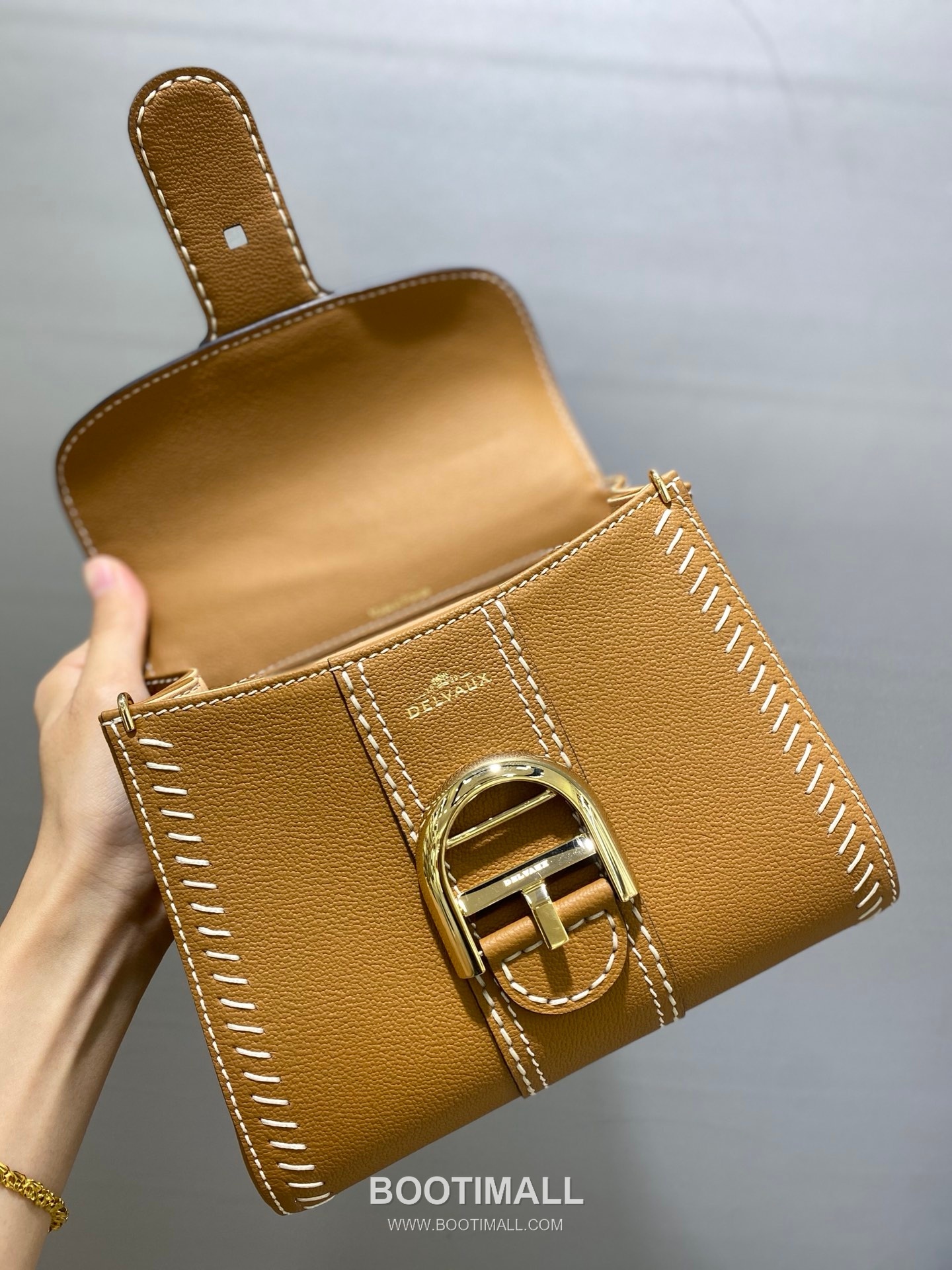 델보 브리앙 21 스몰 박스 카프스킨 카멜 스트랩 외부스티치 메탈락 플랩 핸드백 Delvaux Brillant 21 Small Box Calfskin Camel Strap External Stitch Metal Lock Flap Handbag 99125066 20cm 7