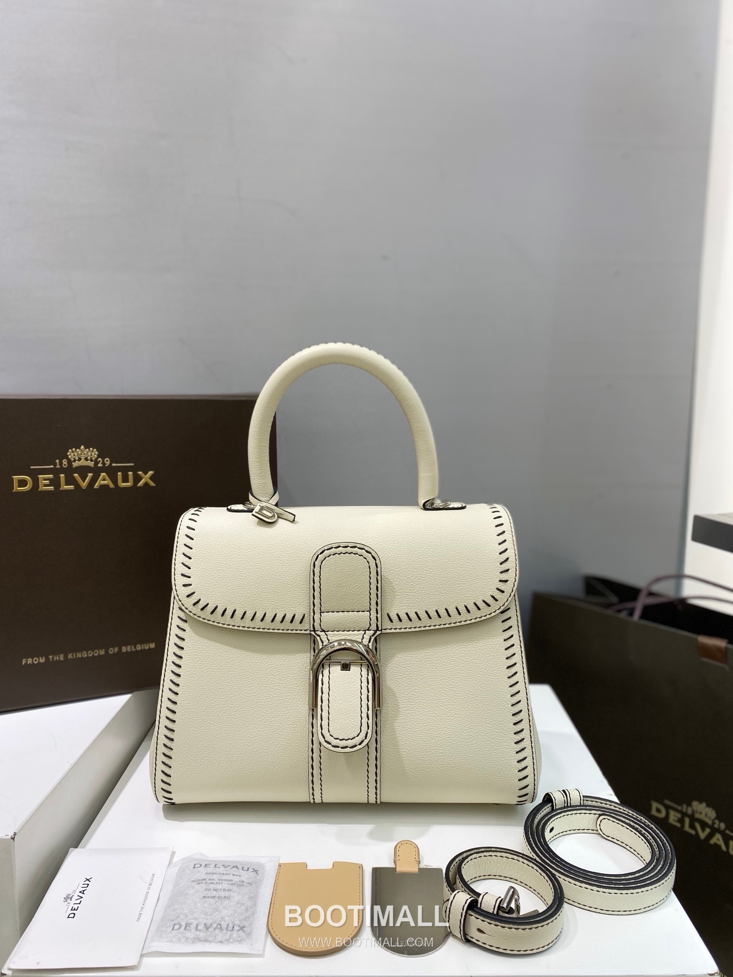 델보 브리앙 21 박스 카프스킨 카멜 스트랩 외부스티치 메탈락 플랩 핸드백 Delvaux Brillant 21 Box Calfskin Camel Strap External Stitch Metal Lock Flap Handbag 99150066 28cm 1
