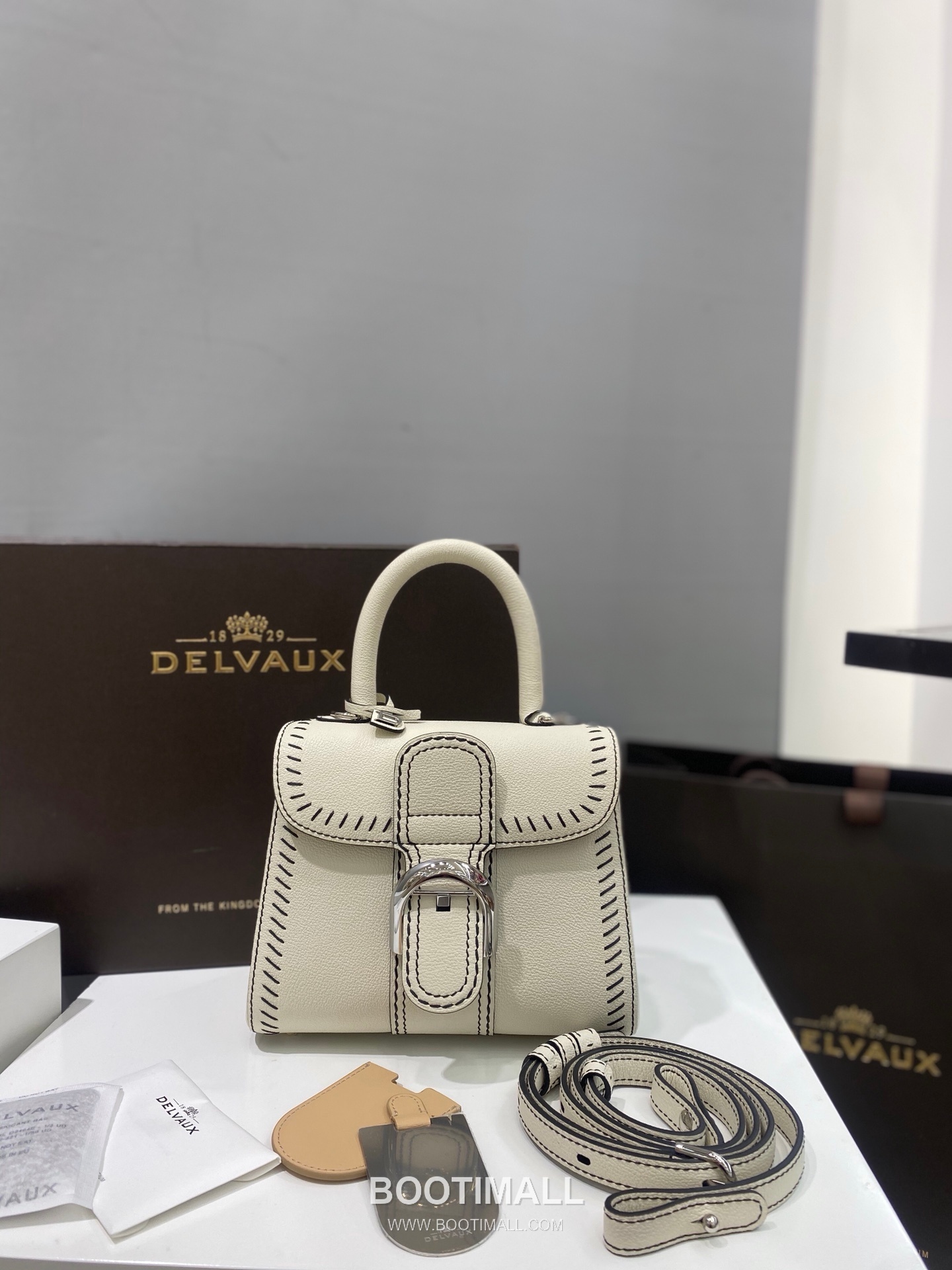 델보 브리앙 21 스몰 박스 카프스킨 카멜 스트랩 외부스티치 메탈락 플랩 핸드백 Delvaux Brillant 21 Small Box Calfskin Camel Strap External Stitch Metal Lock Flap Handbag 99125066 20cm 1