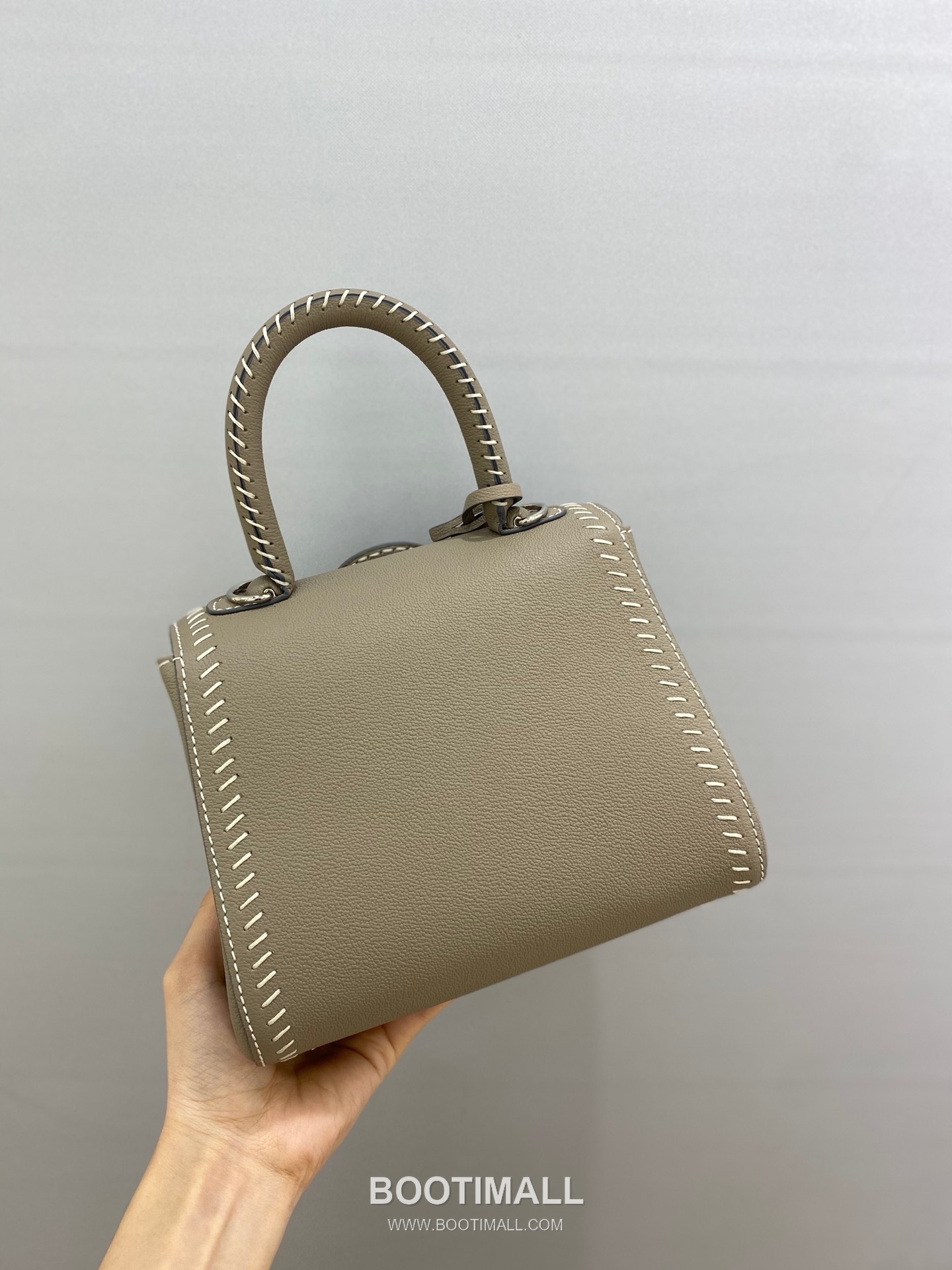 델보 브리앙 21 스몰 박스 카프스킨 카멜 스트랩 외부스티치 메탈락 플랩 핸드백 Delvaux Brillant 21 Small Box Calfskin Camel Strap External Stitch Metal Lock Flap Handbag 99125066 20cm 3