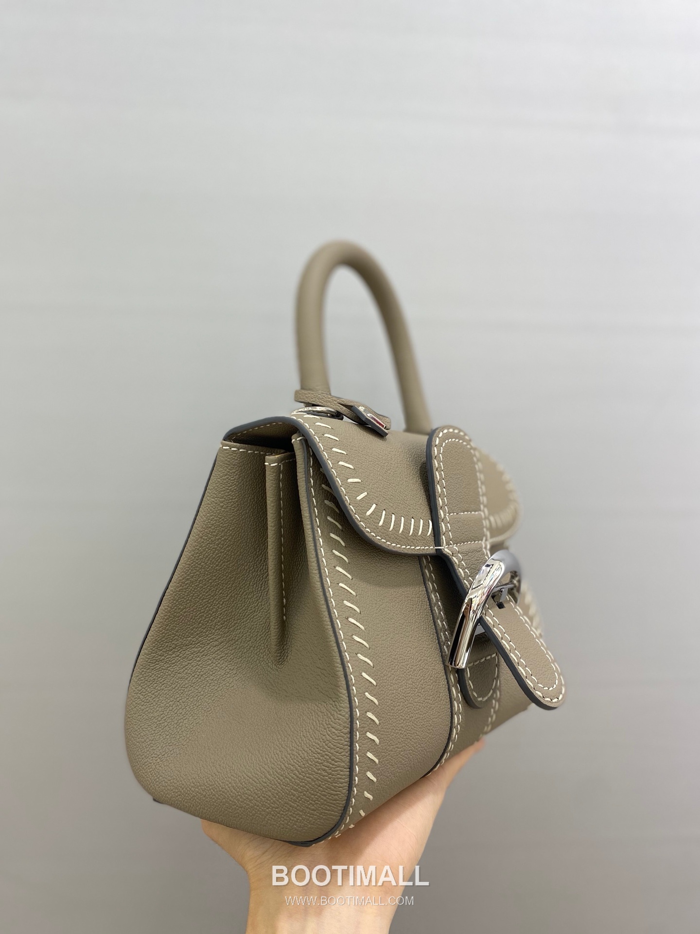 델보 브리앙 21 스몰 박스 카프스킨 카멜 스트랩 외부스티치 메탈락 플랩 핸드백 Delvaux Brillant 21 Small Box Calfskin Camel Strap External Stitch Metal Lock Flap Handbag 99125066 20cm 4