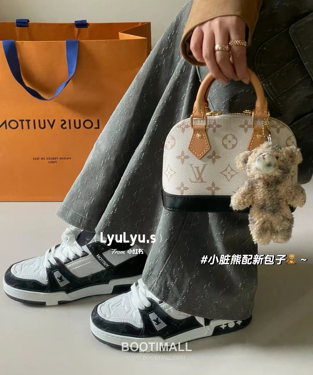 루이비통 알마 나노 모노그램 캔버스 레더 더블지퍼 화이트 토트백 Louis Vuitton Alma Nano Monogram Canvas Leather Double Zip White Tote Bag M46895 18cm 21