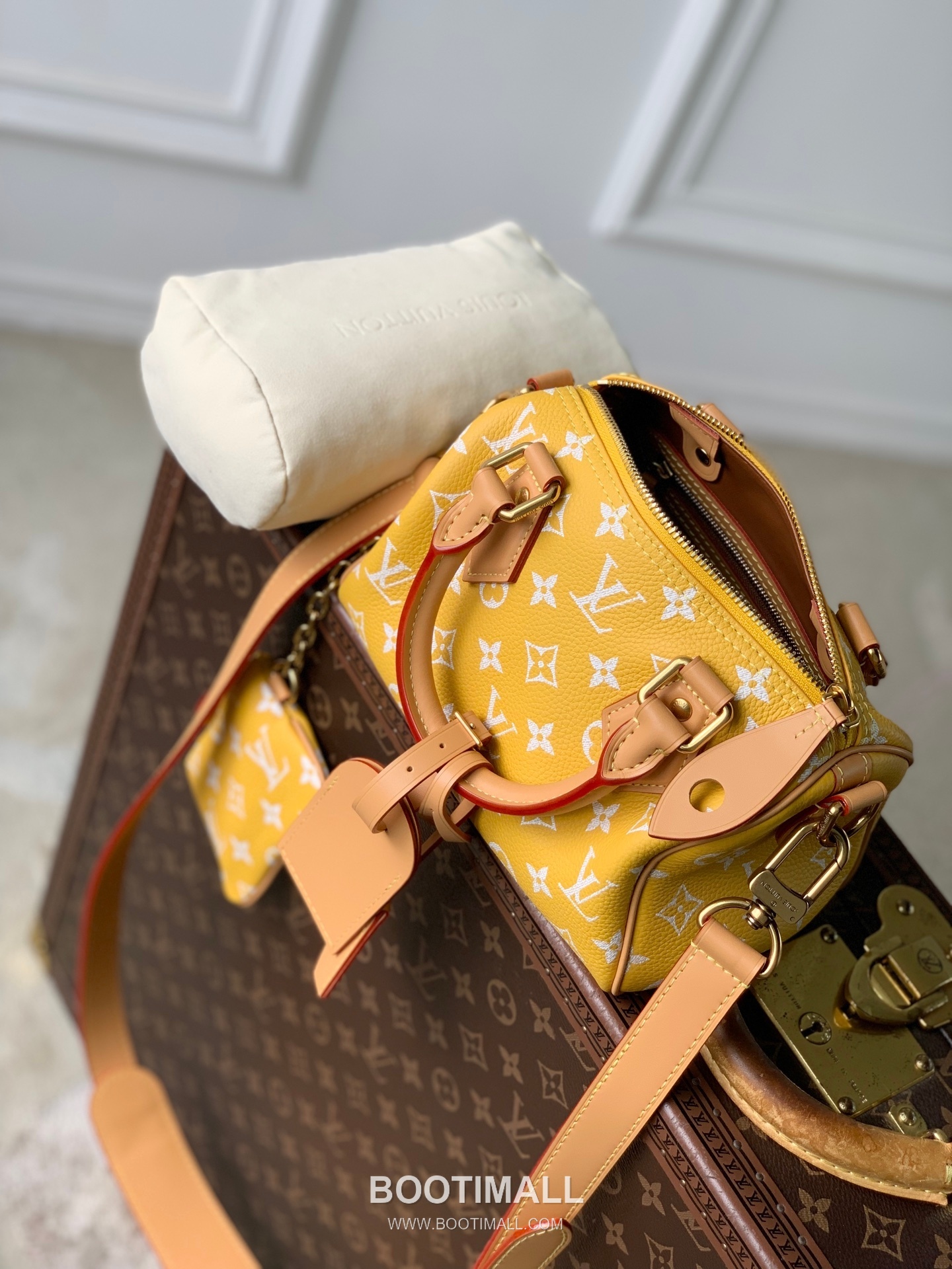 루이비통 스피디 P9 반둘리에 20 모노그램 카우하이드 레더 옐로우 더플백 Louis Vuitton Speedy P9 Bandouliere 20 Monogram Cowhide Leather Yellow Duffle Bag M28186 22cm 10