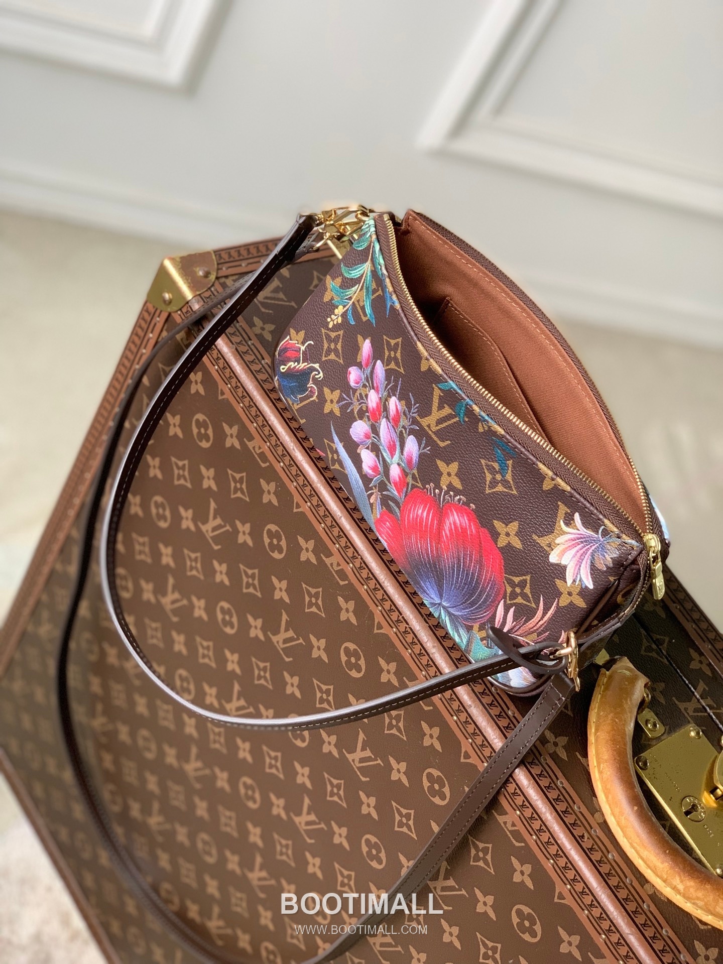루이비통 포쉐트 악세수아 모노그램 캔버스 레더 플라워 패턴 브라운 클러치 Louis Vuitton Pochette Accessoires Monogram Canvas Leather Flower Pattern Brown Clutch M29148 23.5cm 9