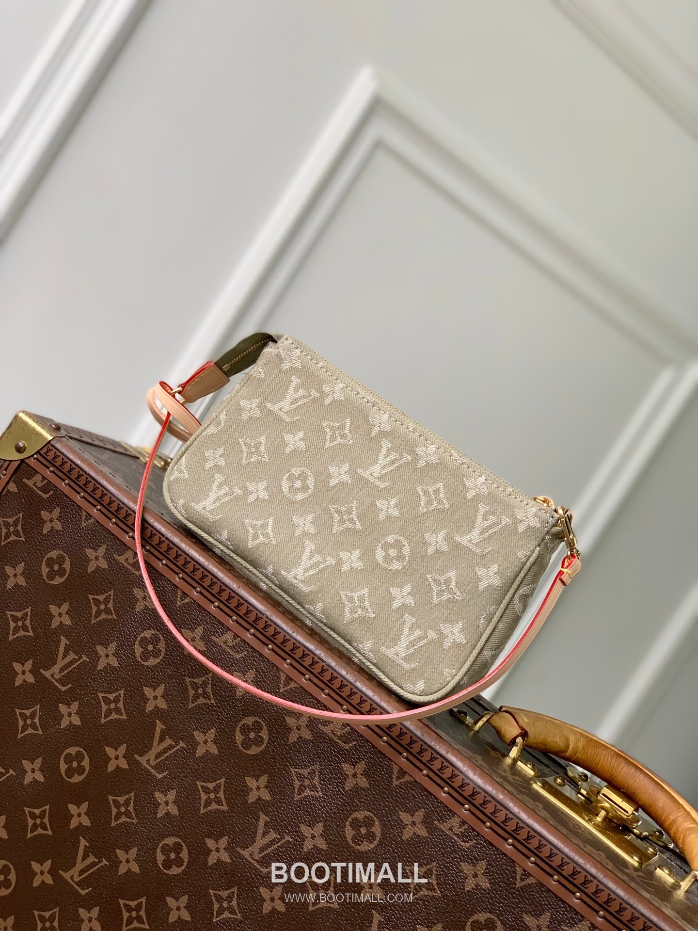 루이비통 포쉐트 악세수아 카고 코튼 레더 프론트포켓 그린 숄더백 Louis Vuitton Pochette Accessories Cargo Cotton Leather Front Pocket Green Shoulder Bag M27602 23.5cm 3