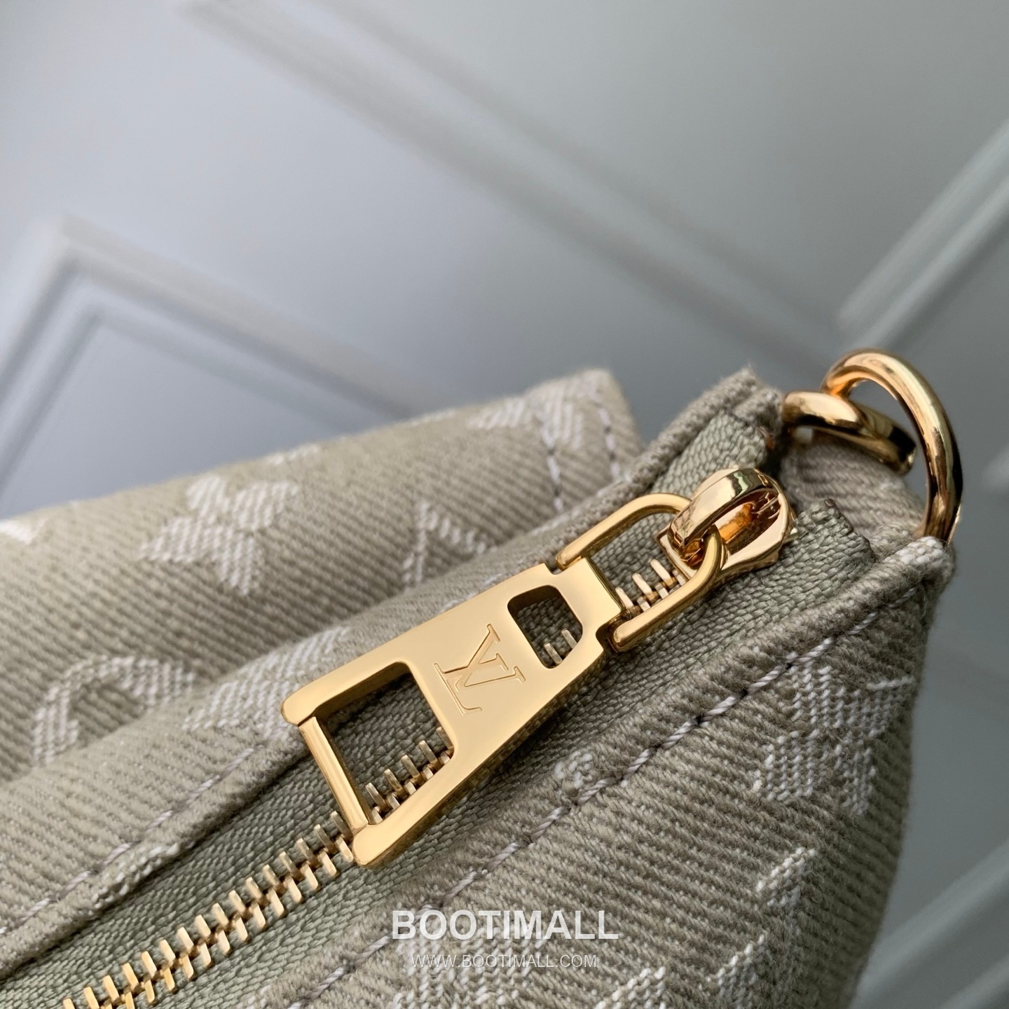 루이비통 포쉐트 악세수아 카고 코튼 레더 프론트포켓 그린 숄더백 Louis Vuitton Pochette Accessories Cargo Cotton Leather Front Pocket Green Shoulder Bag M27602 23.5cm 6