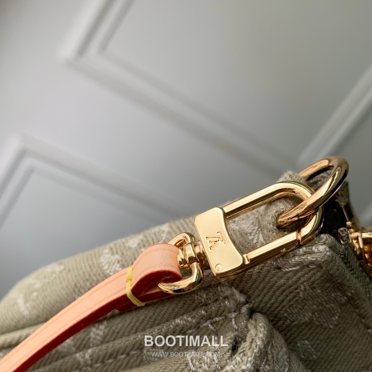 루이비통 포쉐트 악세수아 카고 코튼 레더 프론트포켓 그린 숄더백 Louis Vuitton Pochette Accessories Cargo Cotton Leather Front Pocket Green Shoulder Bag M27602 23.5cm 7