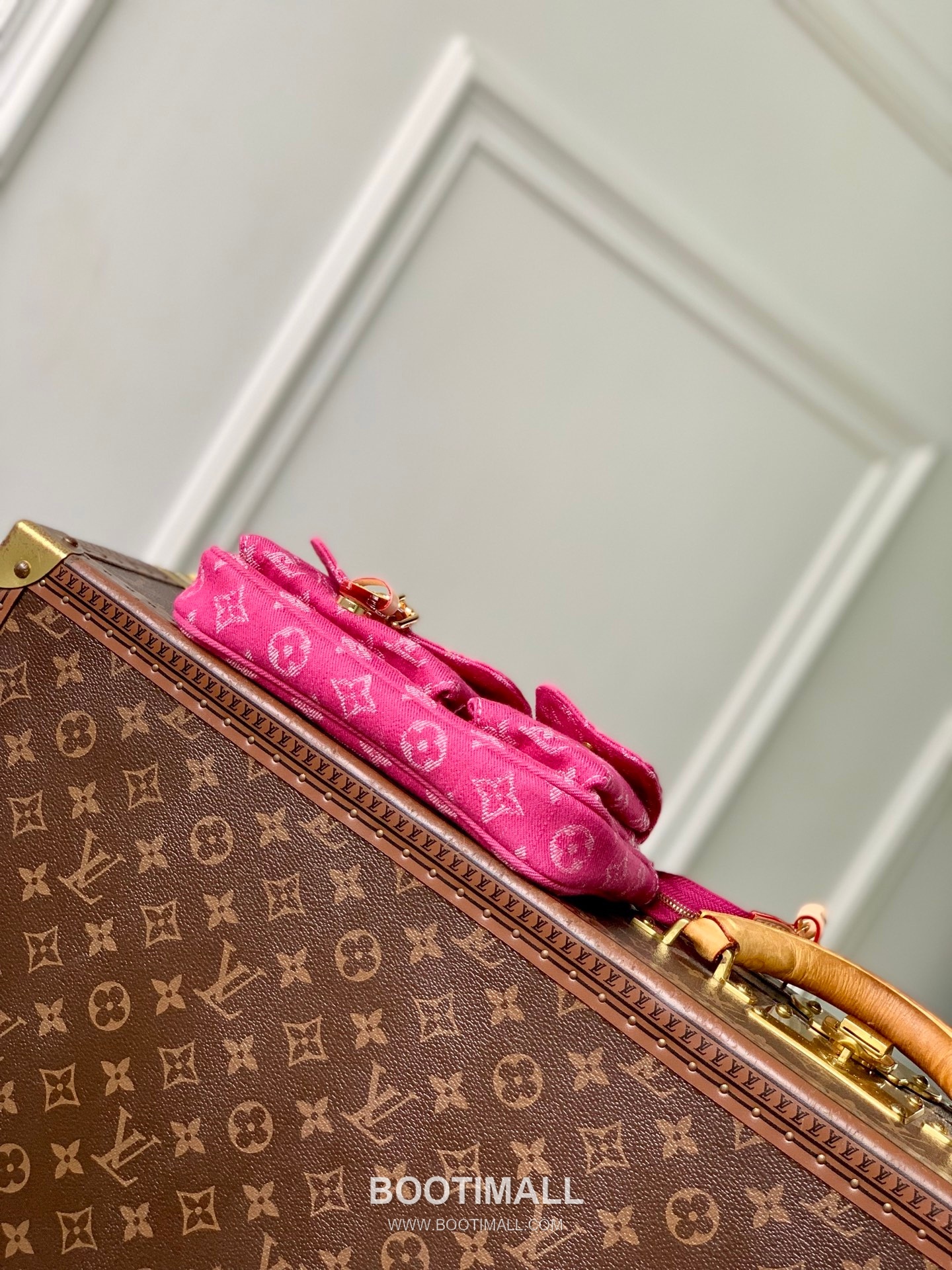 루이비통 포쉐트 악세수아 카고 코튼 레더 프론트포켓 그린 숄더백 Louis Vuitton Pochette Accessories Cargo Cotton Leather Front Pocket Green Shoulder Bag M27602 23.5cm 4