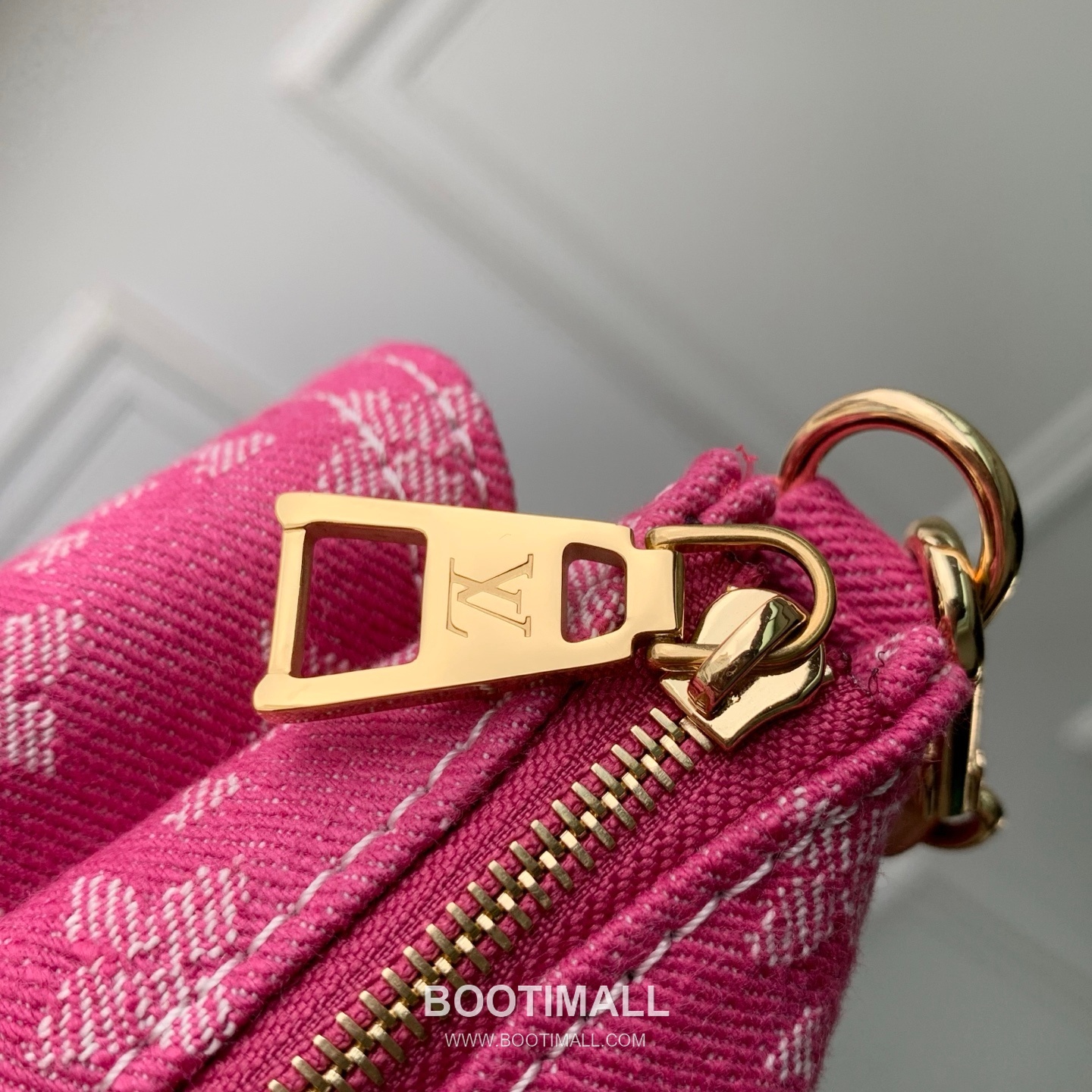 루이비통 포쉐트 악세수아 카고 코튼 레더 프론트포켓 그린 숄더백 Louis Vuitton Pochette Accessories Cargo Cotton Leather Front Pocket Green Shoulder Bag M27602 23.5cm 6