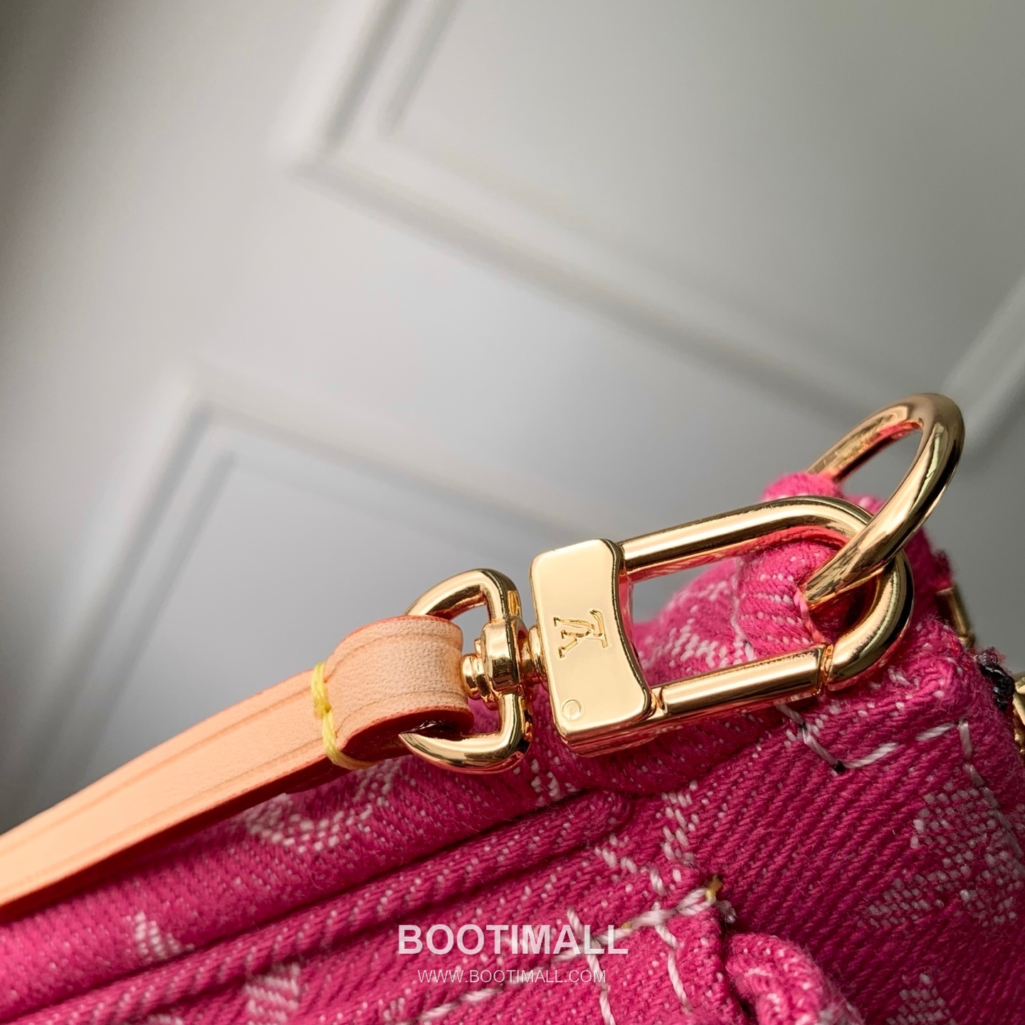 루이비통 포쉐트 악세수아 카고 코튼 레더 프론트포켓 그린 숄더백 Louis Vuitton Pochette Accessories Cargo Cotton Leather Front Pocket Green Shoulder Bag M27602 23.5cm 7