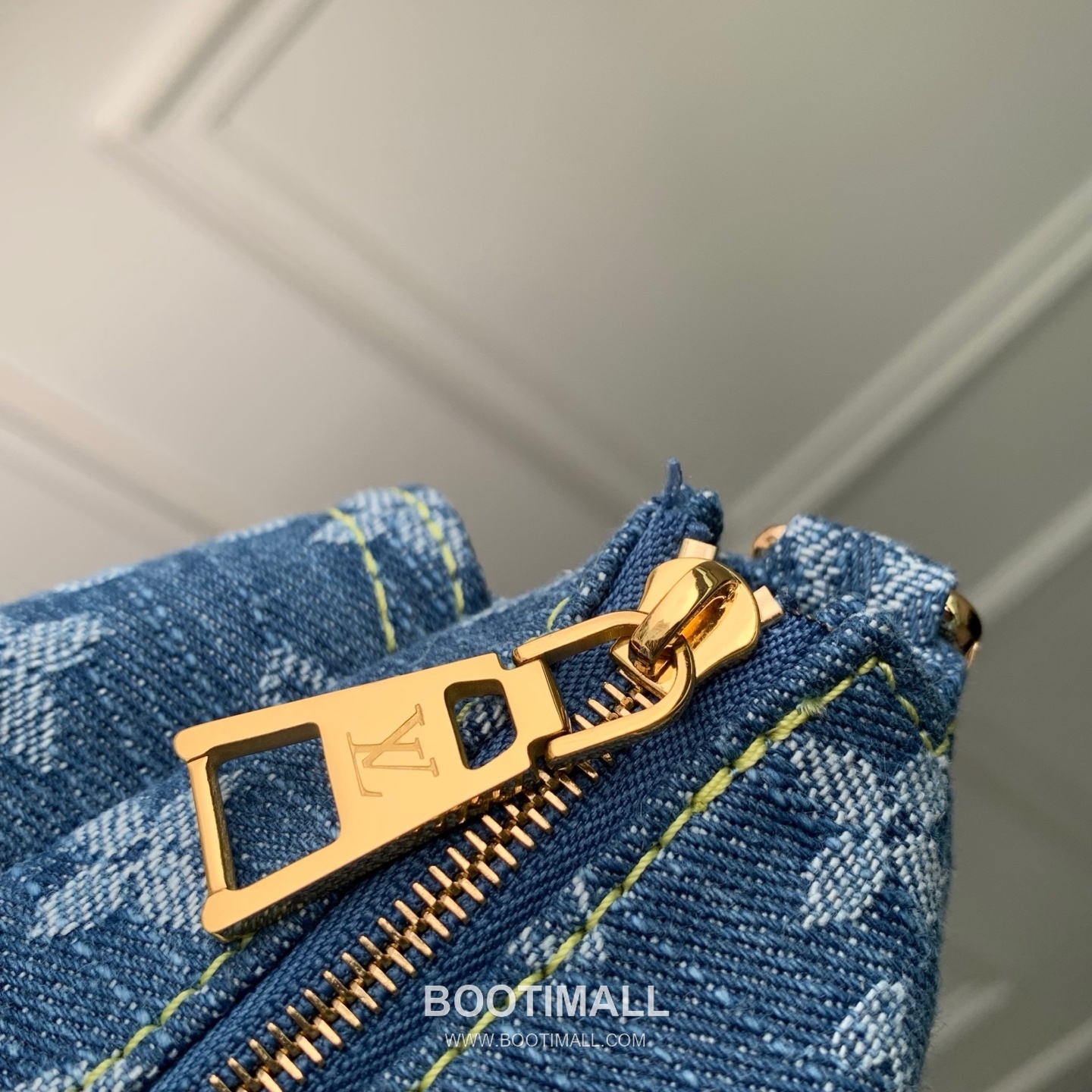 루이비통 포쉐트 악세수아 카고 코튼 레더 프론트포켓 그린 숄더백 Louis Vuitton Pochette Accessories Cargo Cotton Leather Front Pocket Green Shoulder Bag M27602 23.5cm 14