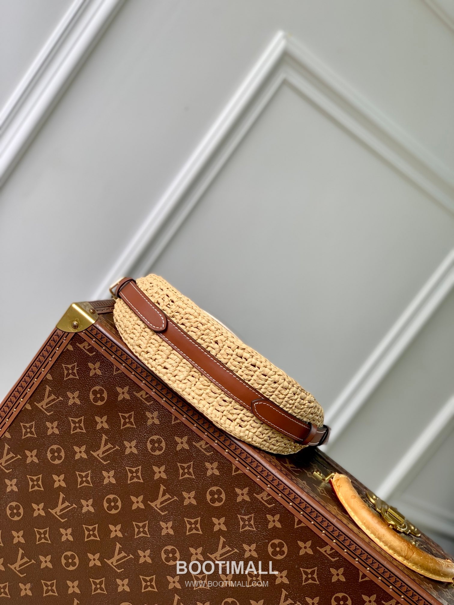 루이비통 크루아상 미디엄 라피아 레더 트리밍 하프문 숄더백 Louis Vuitton Croissant Medium Raffia Leather Trim Half Moon Shoulder Bag M24811 25cm 5