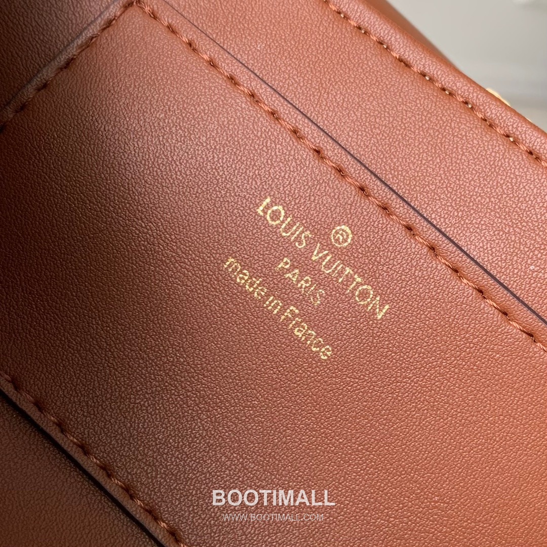 루이비통 트위스트 웨스트 라탄 카프스킨 LV트위스트락 체인 숄더백 Louis Vuitton Twist West Rattan Calfskin LV Twist Lock Chain Shoulder Bag M25030 23.5cm 8