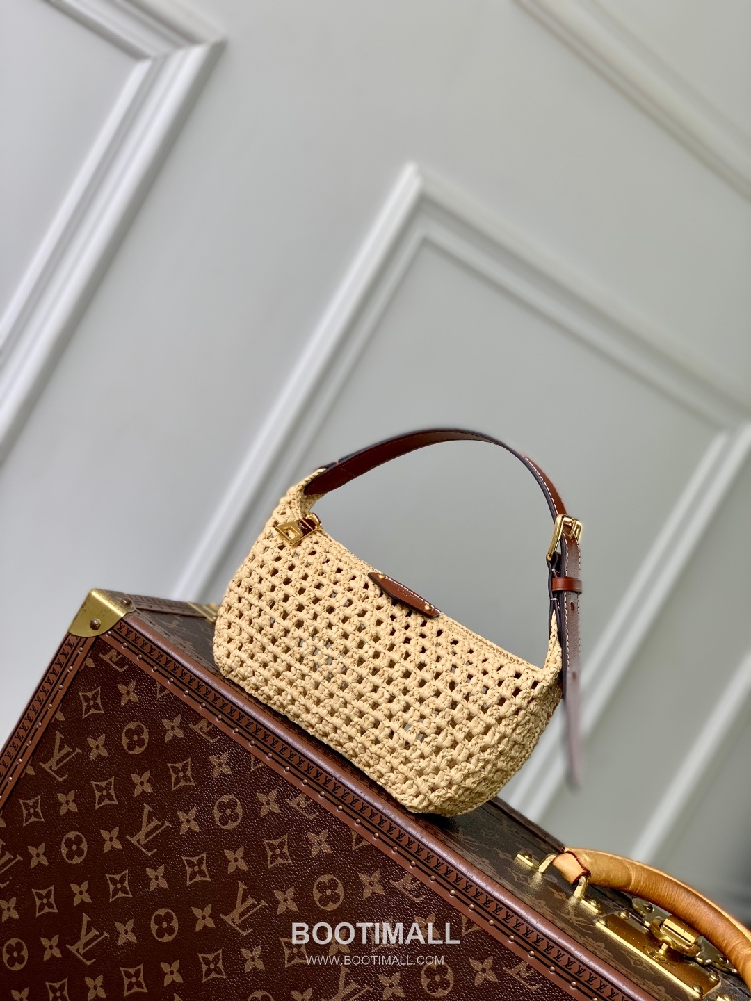 루이비통 힐스 포쉐트 라피아 레더 트리밍 체인 핸들 내추럴 클러치 Louis Vuitton Hills Pochette Raffia Leather Trim Chain Handle Natural Clutch M14304 18.5cm 1