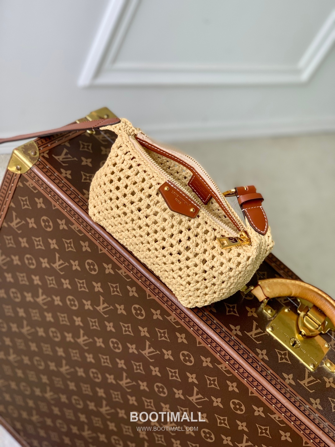 루이비통 힐스 포쉐트 라피아 레더 트리밍 체인 핸들 내추럴 클러치 Louis Vuitton Hills Pochette Raffia Leather Trim Chain Handle Natural Clutch M14304 18.5cm 9