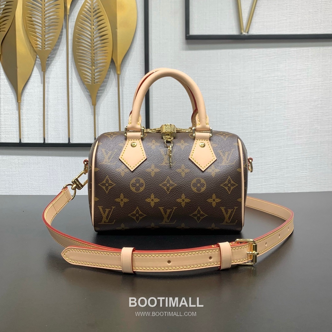 루이비통 스피디 반둘리에 20 모노그램 캔버스 레더 트리밍 브라운 더플백 Louis Vuitton Speedy Bandouliere 20 Monogram Canvas Leather Trim Brown Duffle Bag M46235 20.5cm 1