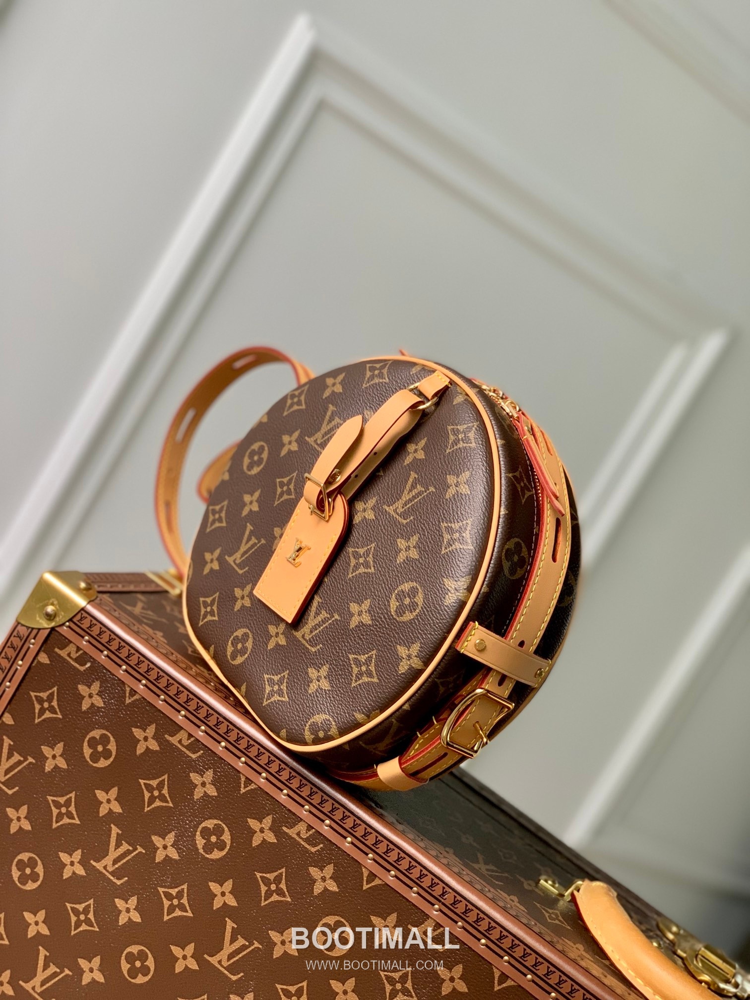 루이비통 부아뜨 샤포 수플 모노그램 캔버스 레더 스트랩 브라운 숄더백 Louis Vuitton Boite Chapeau Souple Monogram Canvas Leather Strap Brown Shoulder Bag M45647 22.5cm 11