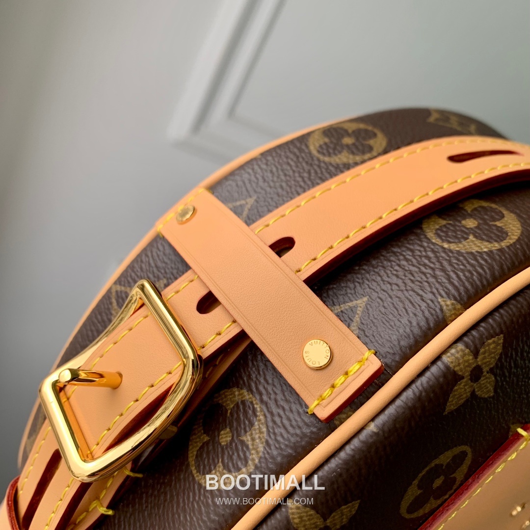 루이비통 부아뜨 샤포 수플 모노그램 캔버스 레더 스트랩 브라운 숄더백 Louis Vuitton Boite Chapeau Souple Monogram Canvas Leather Strap Brown Shoulder Bag M45647 22.5cm 15