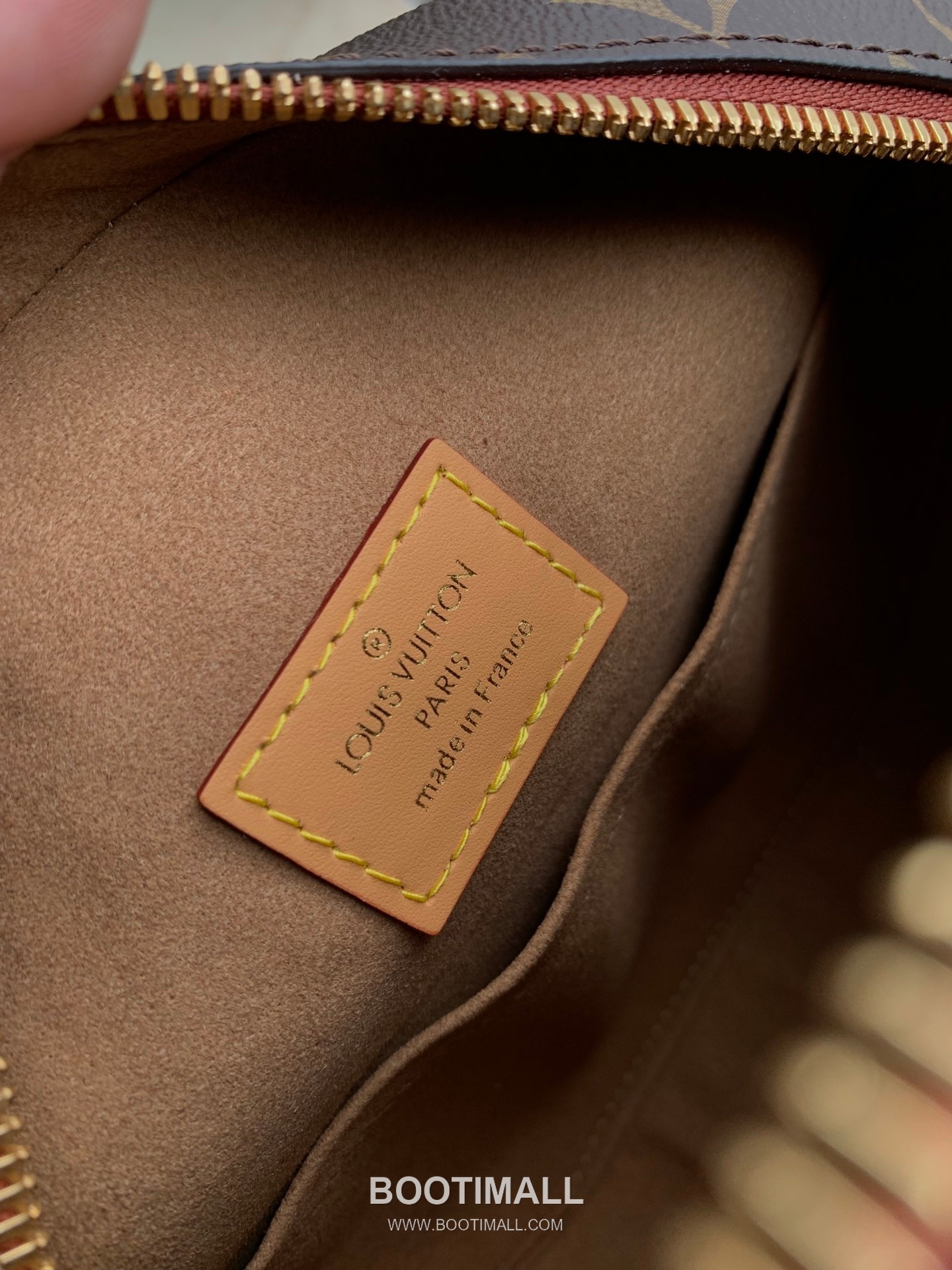 루이비통 부아뜨 샤포 수플 모노그램 캔버스 레더 스트랩 브라운 숄더백 Louis Vuitton Boite Chapeau Souple Monogram Canvas Leather Strap Brown Shoulder Bag M45647 22.5cm 17