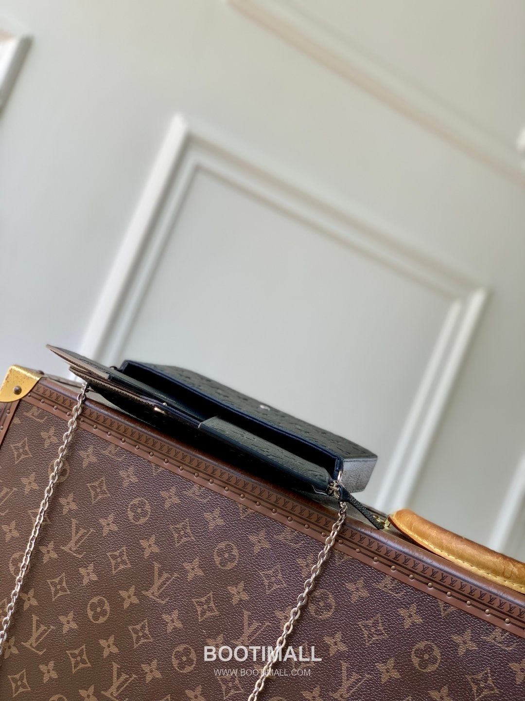 루이비통 펠리시 포쉐트 모노그램 앙프렝트 레더 체인 펄블루 클러치 Louis Vuitton Felicie Pochette Monogram Empreinte Leather Chain Pearl Blue Clutch M27048 21cm 9