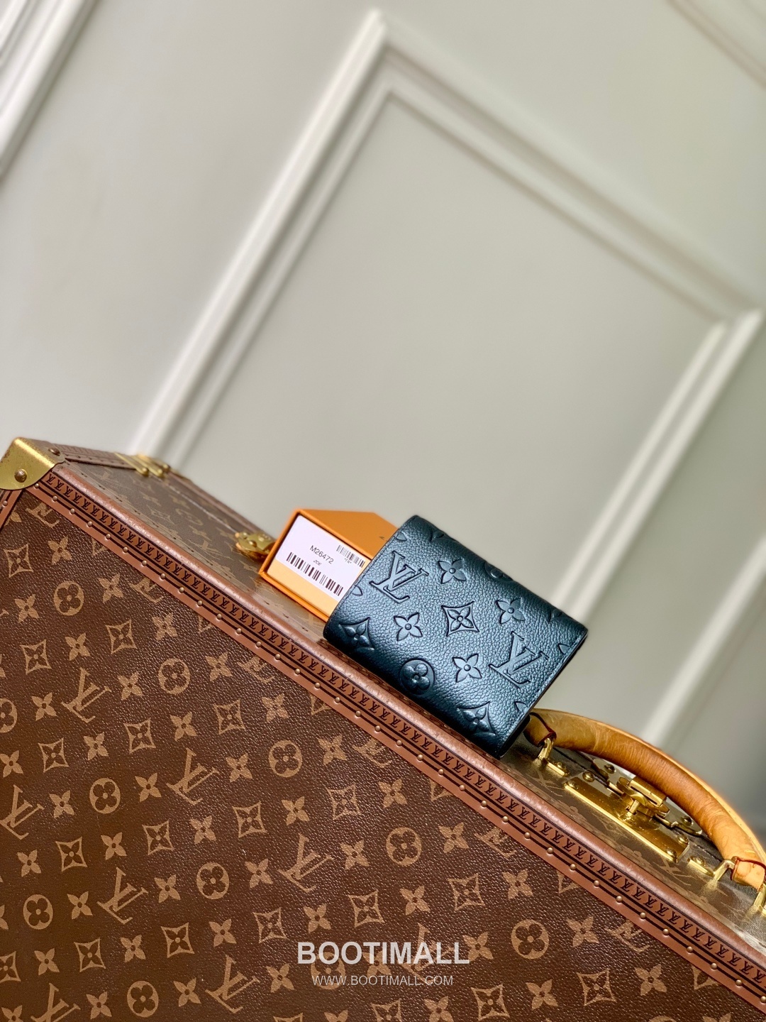 루이비통 빅토린 모노그램 앙프렝트 레더 카드슬롯 펄블루 지갑 Louis Vuitton Victorine Monogram Empreinte Leather Card Slot Pearl Blue Wallet M26472 12cm 2