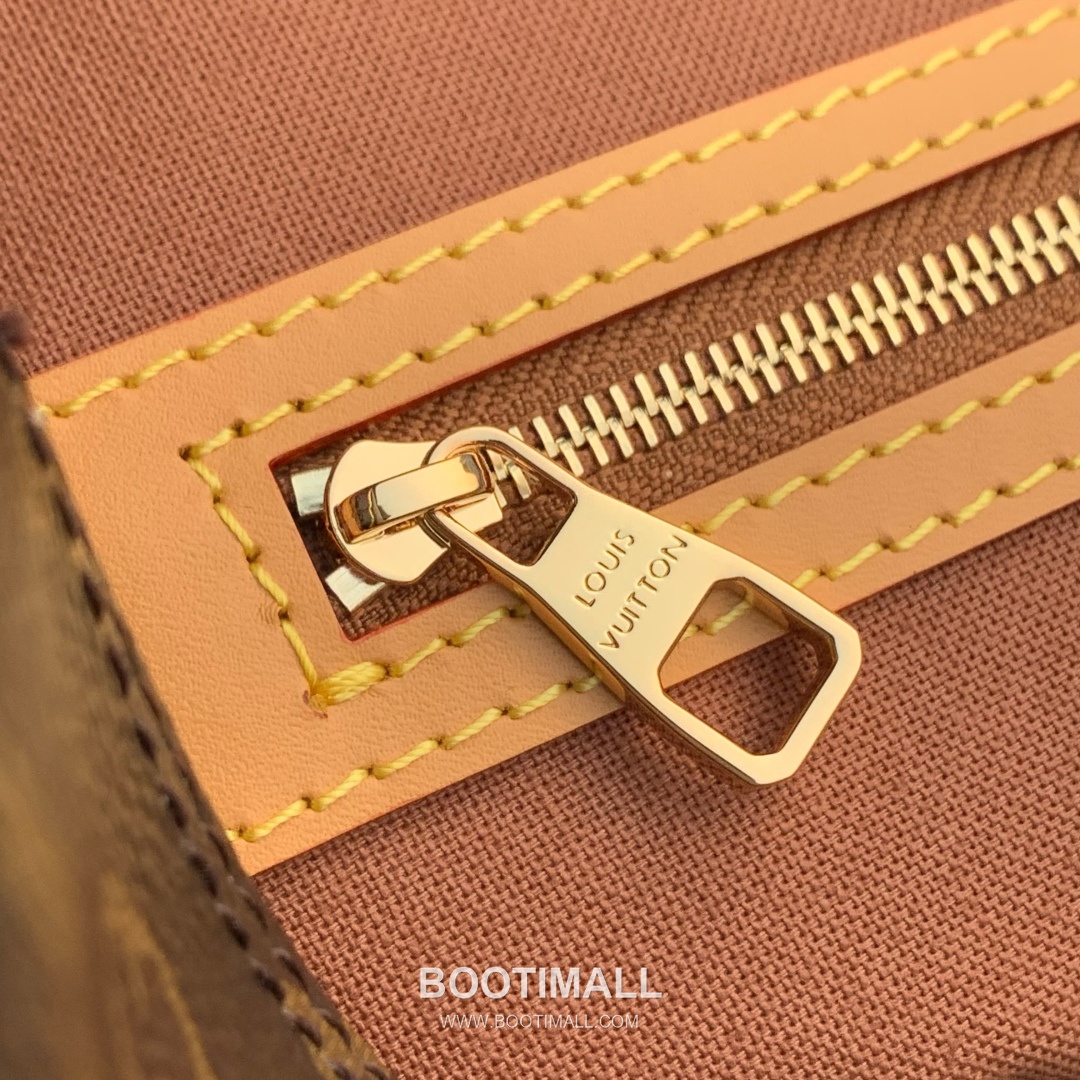 루이비통 바가본드 호보 모노그램 캔버스 레더 트리밍 체인 디테일 브라운 숄더백 Louis Vuitton Vagabond Hobo Monogram Canvas Leather Trim Chain Detail Brown Shoulder Bag M14018 38cm 7