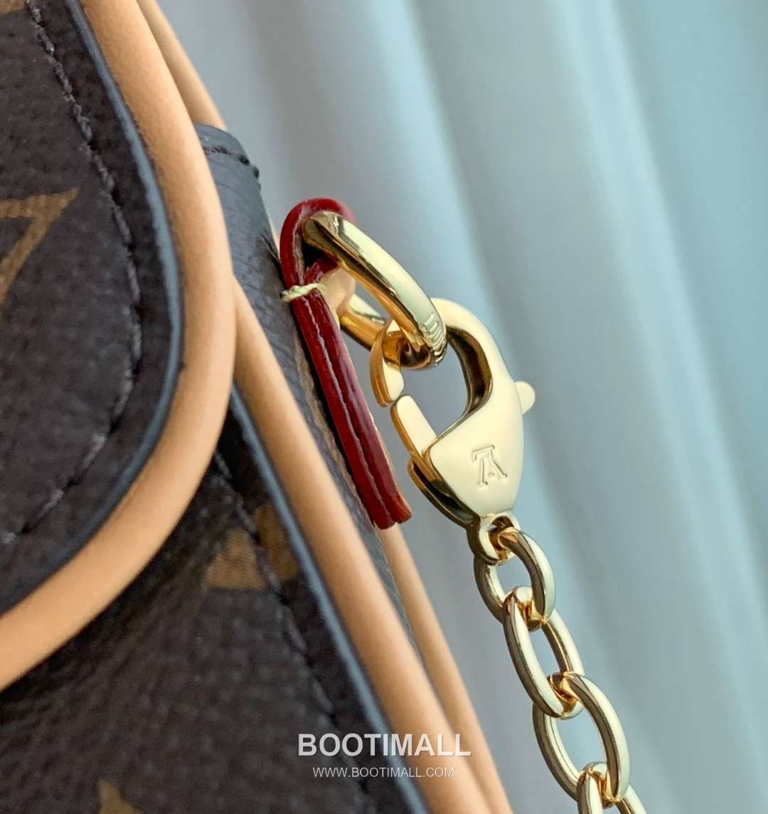 루이비통 포쉐트 카밀 모노그램 캔버스 레더 트리밍 S락 체인 브라운 숄더백 Louis Vuitton Pochette Camille Monogram Canvas Leather Trim S-Lock Chain Brown Shoulder Bag M13566 20.5cm 6