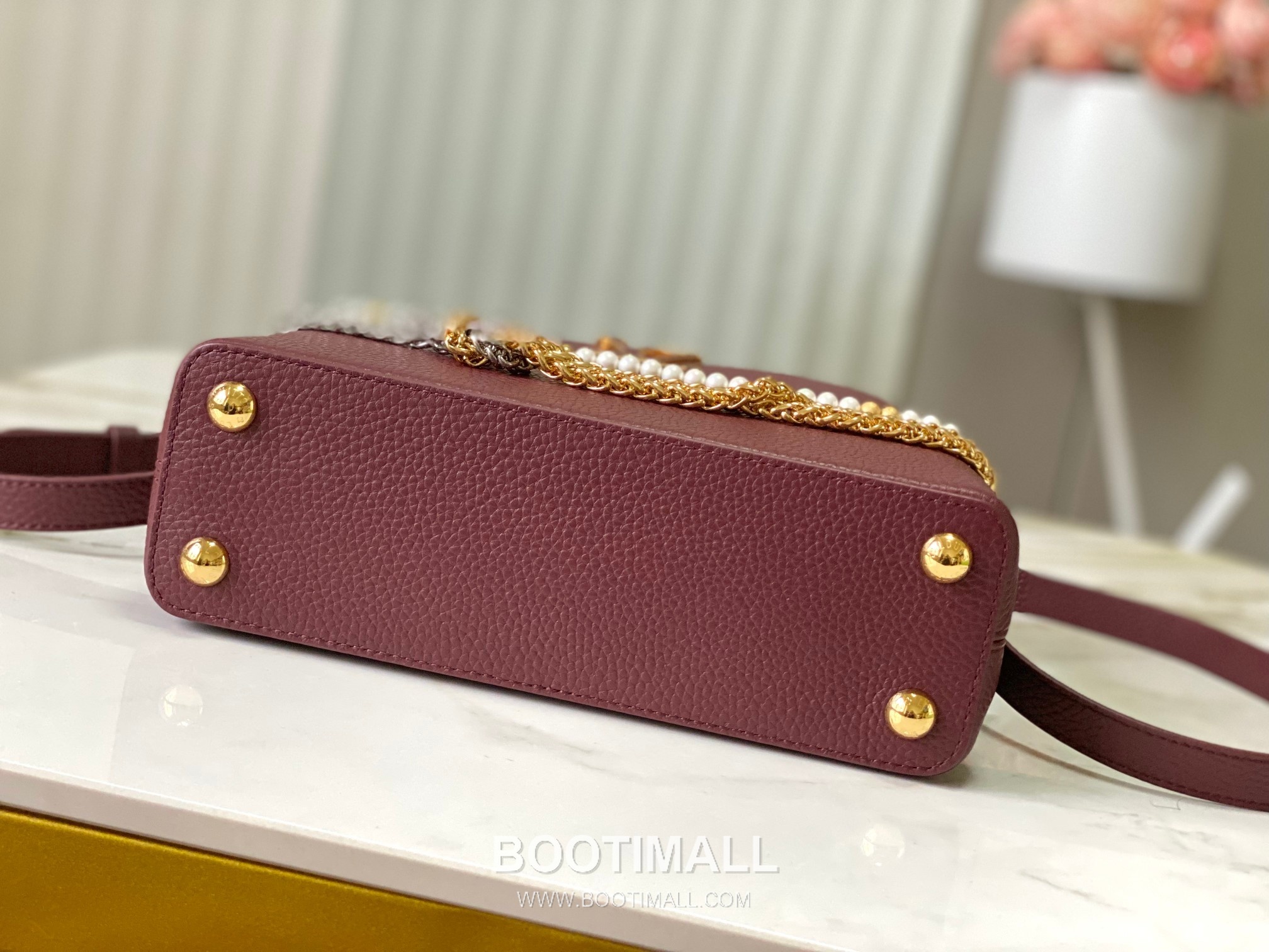루이비통 카퓌신 모노그램 타우릴론 레더 더블체인 버건디 숄더백 Louis Vuitton Capucines Monogram Taurillon Leather Double Chain Burgundy Shoulder Bag M27308 27cm 9