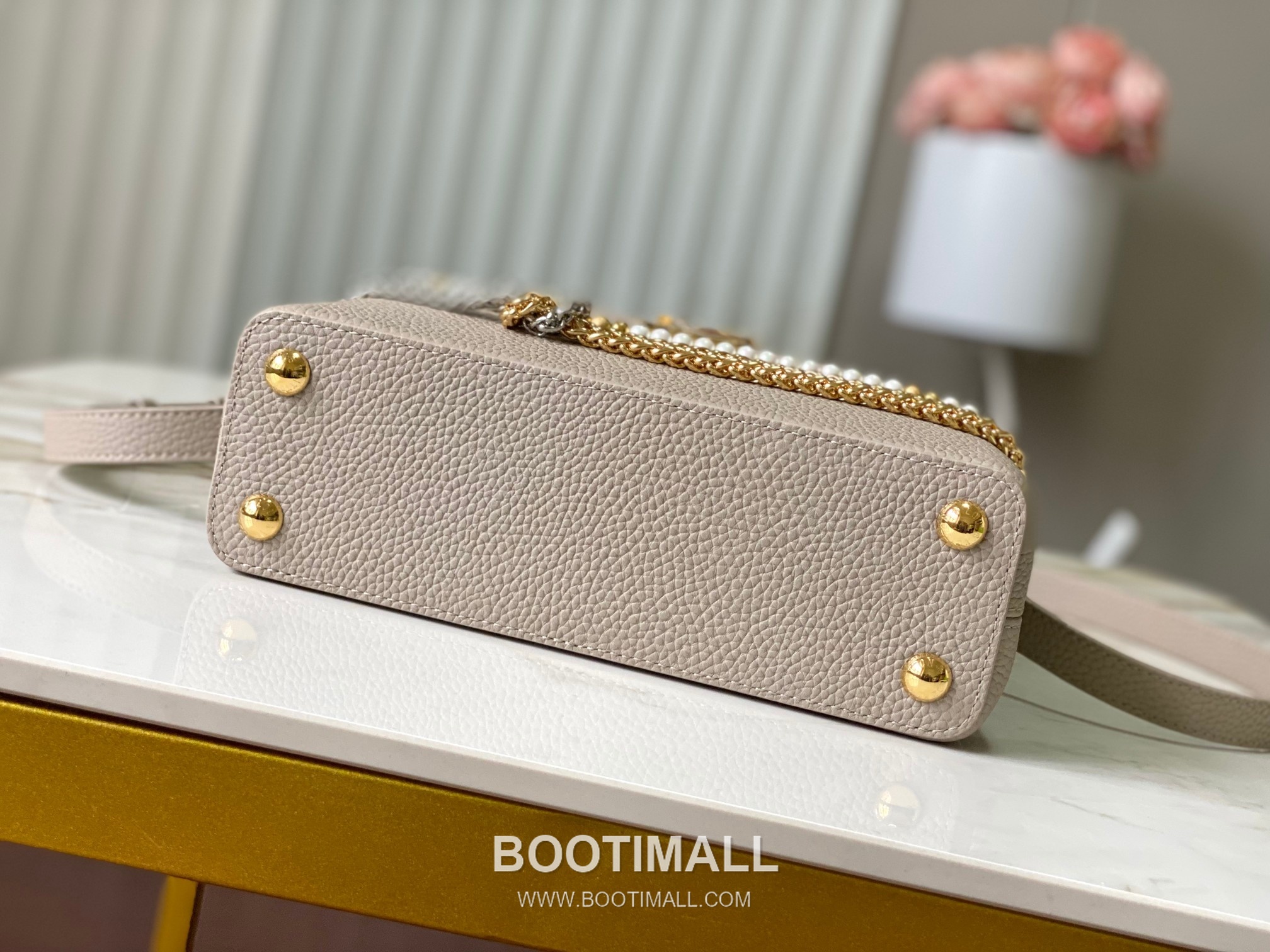 루이비통 카퓌신 모노그램 타우릴론 레더 더블체인 버건디 숄더백 Louis Vuitton Capucines Monogram Taurillon Leather Double Chain Burgundy Shoulder Bag M27308 27cm 9