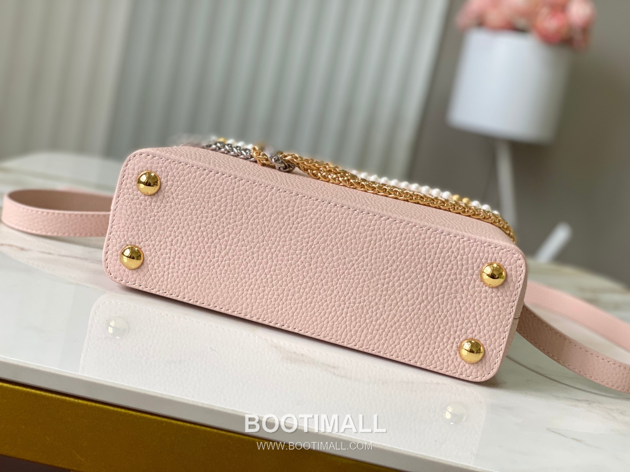 루이비통 카퓌신 모노그램 타우릴론 레더 더블체인 버건디 숄더백 Louis Vuitton Capucines Monogram Taurillon Leather Double Chain Burgundy Shoulder Bag M27309 27cm 9