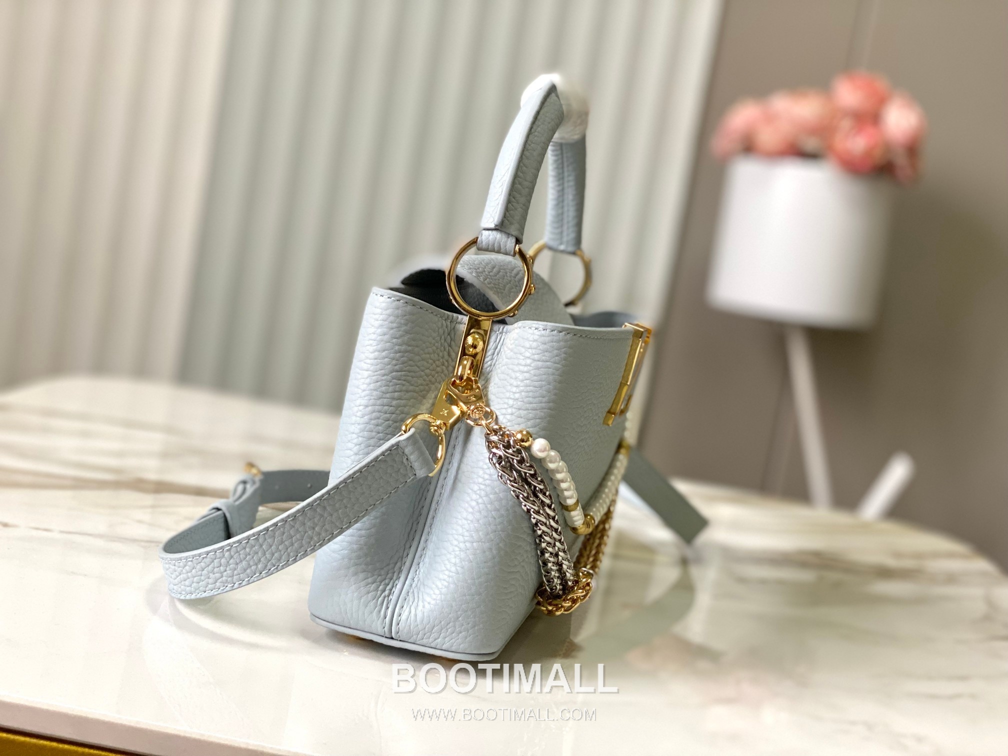 루이비통 카퓌신 모노그램 타우릴론 레더 더블체인 버건디 숄더백 Louis Vuitton Capucines Monogram Taurillon Leather Double Chain Burgundy Shoulder Bag M28199 27cm 2