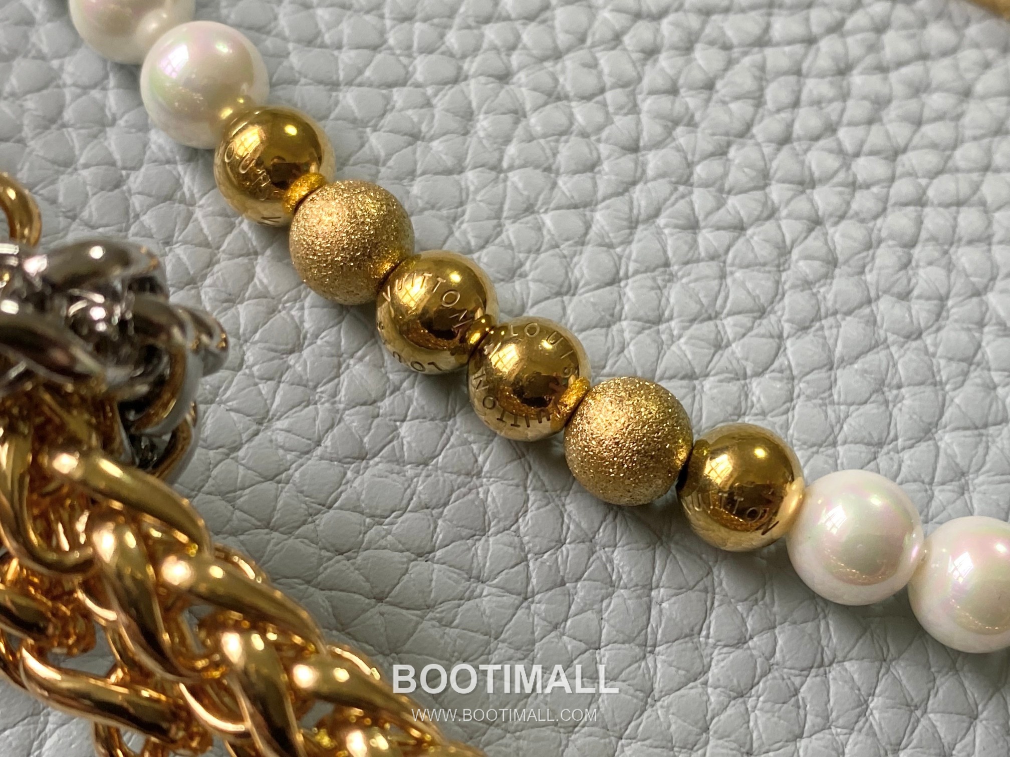 루이비통 카퓌신 모노그램 타우릴론 레더 더블체인 버건디 숄더백 Louis Vuitton Capucines Monogram Taurillon Leather Double Chain Burgundy Shoulder Bag M28199 27cm 6