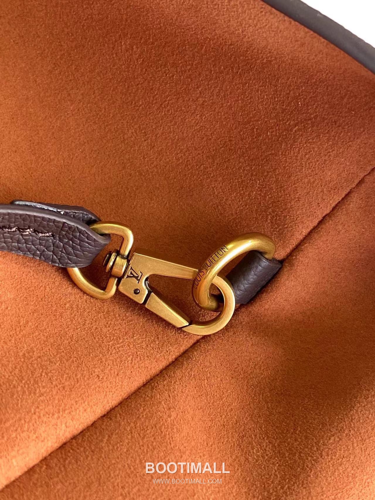 루이비통 로우키 카바스 미디엄 그레인 카우하이드 레더 락장식 브라운 토트백 Louis Vuitton Low Key Cabas Medium Grain Cowhide Leather Lock Detail Brown Tote Bag M25342 47cm 6