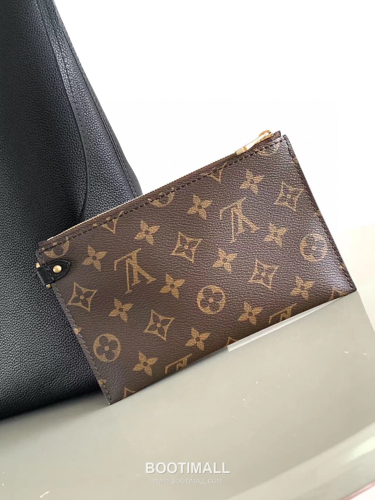 루이비통 로우키 카바스 미디엄 그레인 카우하이드 레더 락장식 블랙 토트백 Louis Vuitton Low Key Cabas Medium Grain Cowhide Leather Lock Detail Brown Tote Bag M25341 47cm 5